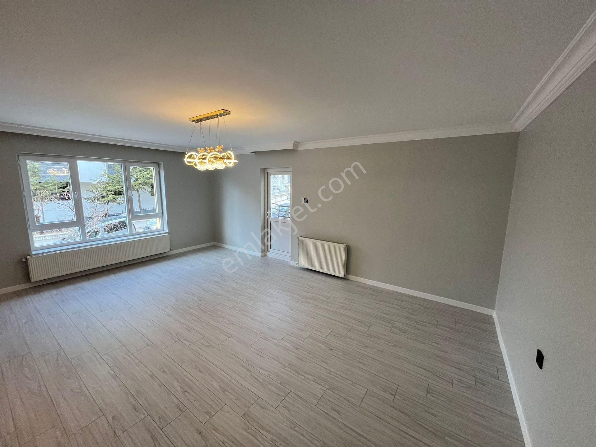 Bilgen Vatan'dan Bademlik'te Dutluk Metro Yakını 1. Kat Ön Cephe 3+1 Megalüks Yapılı Satılık Daire - Görsel 3