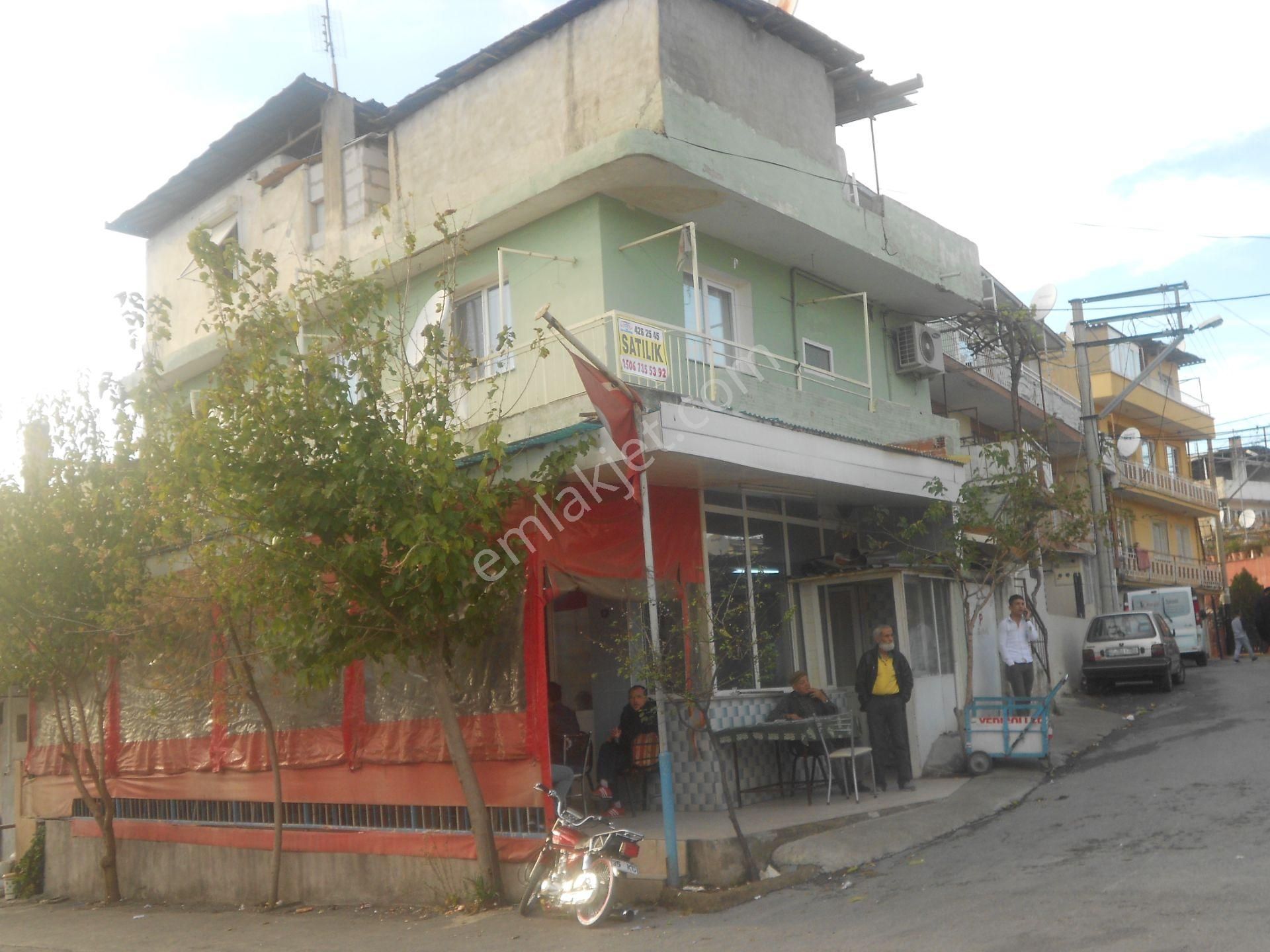 Buca Çaldıran Mah.//benzinlik Yanında Mahallenin Girişinde/244m2 Binanın 3'de1hissesi Satılık.. - Görsel 24