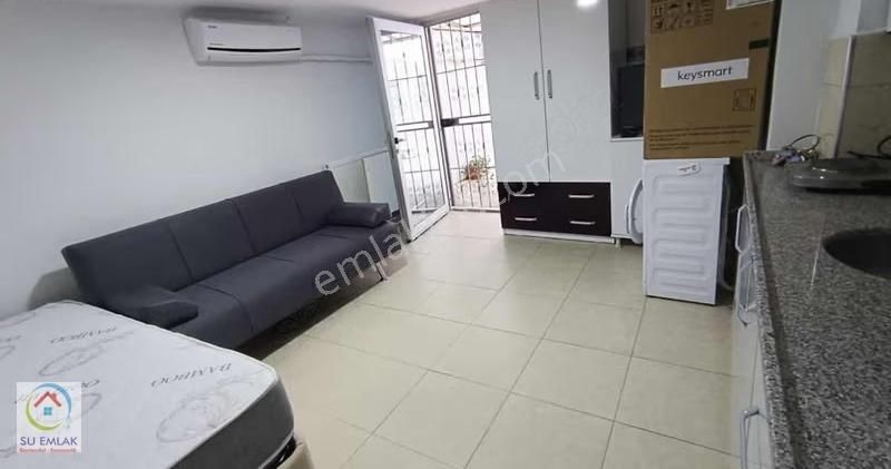 Su Emlak'tan Asmalıevler'de Satılık Eşyalı Kiracılı Apart - Görsel 2