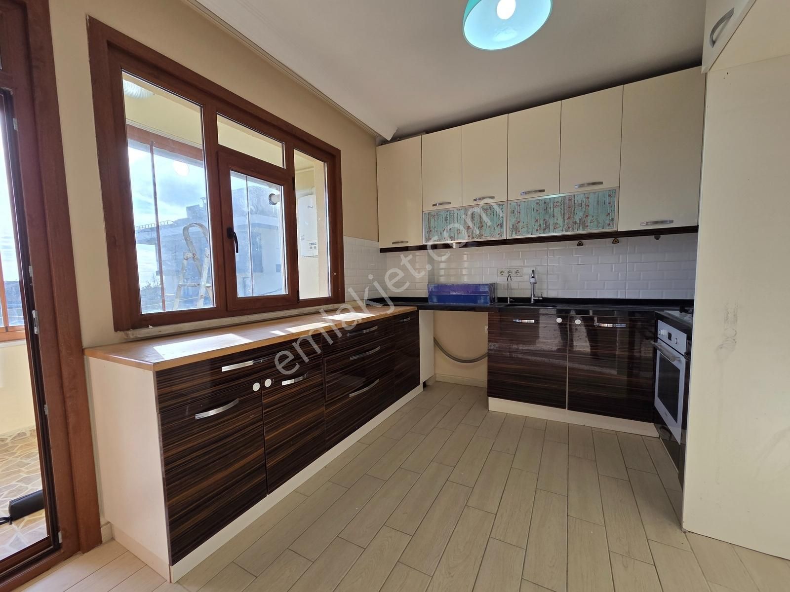 Büyükçekmece Kumburgaz, Her Cephesi Açık Kiralık 3+1 Daire - Görsel 12