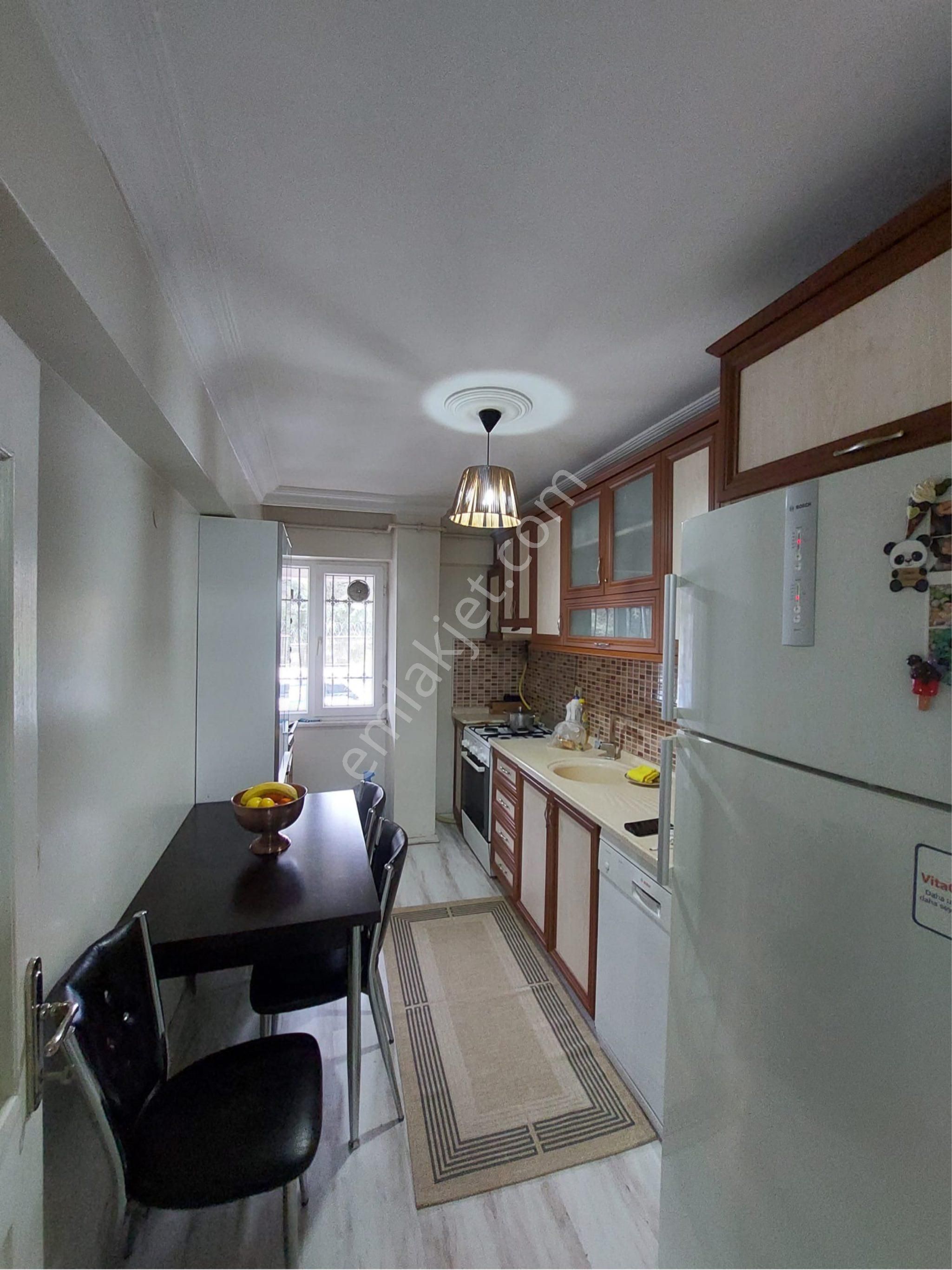 İmren Gayrimenkulden Satılık 2+1 80 M2 Ön Cephe Yüksek Giriş Sefaköy Merkezde - Görsel 10