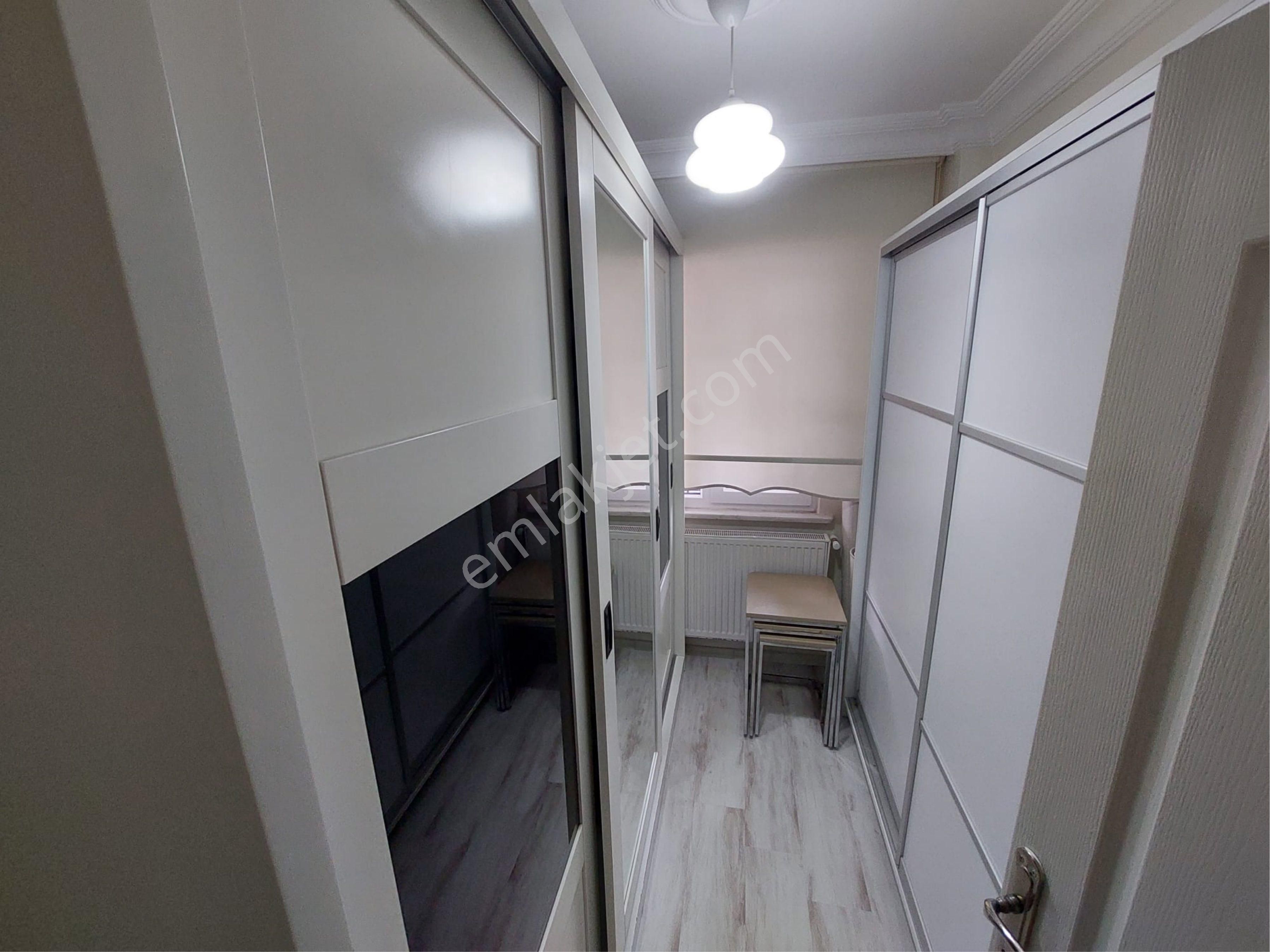 İmren Gayrimenkulden Satılık 2+1 80 M2 Ön Cephe Yüksek Giriş Sefaköy Merkezde - Görsel 16