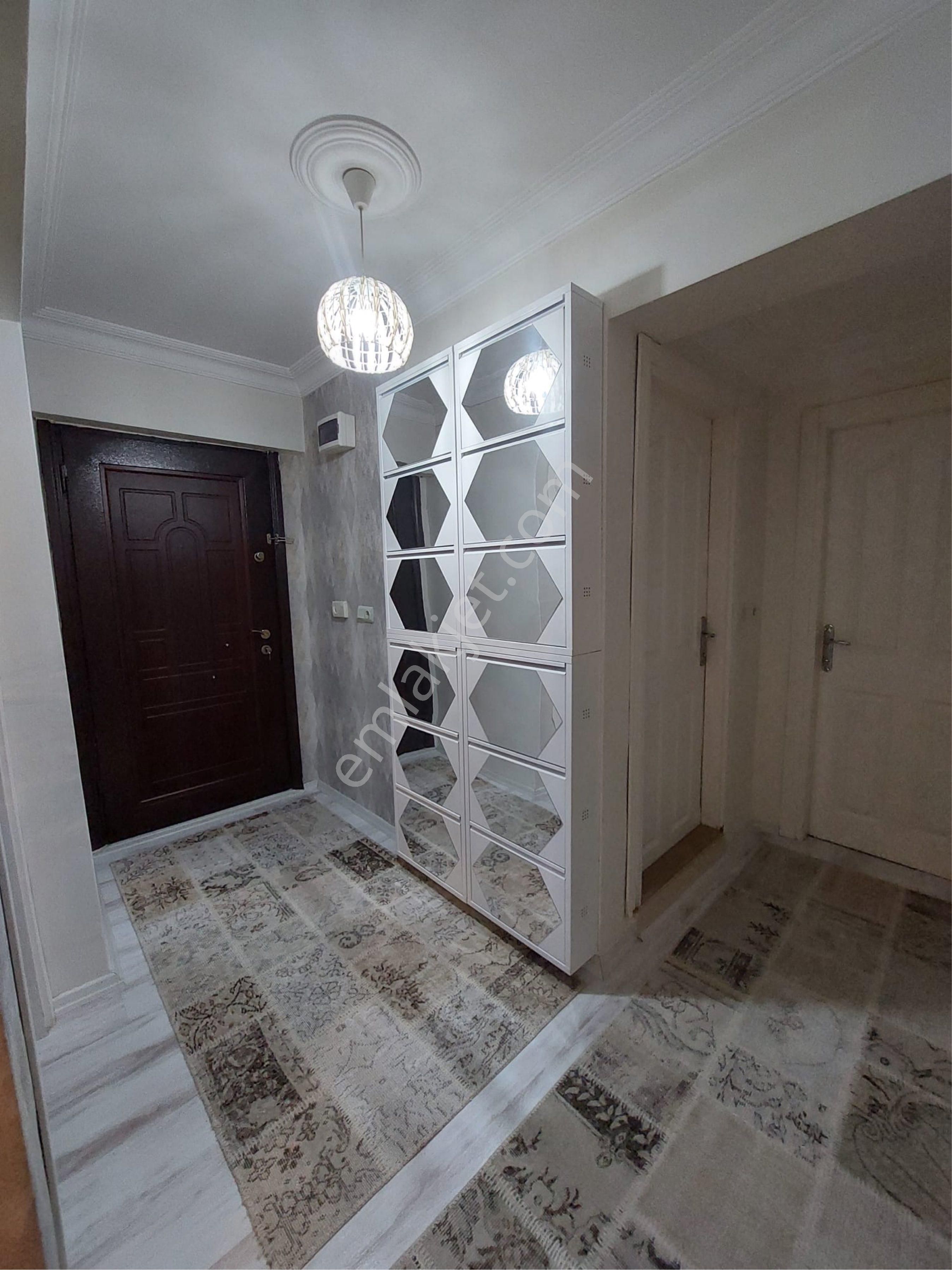 İmren Gayrimenkulden Satılık 2+1 80 M2 Ön Cephe Yüksek Giriş Sefaköy Merkezde - Görsel 21