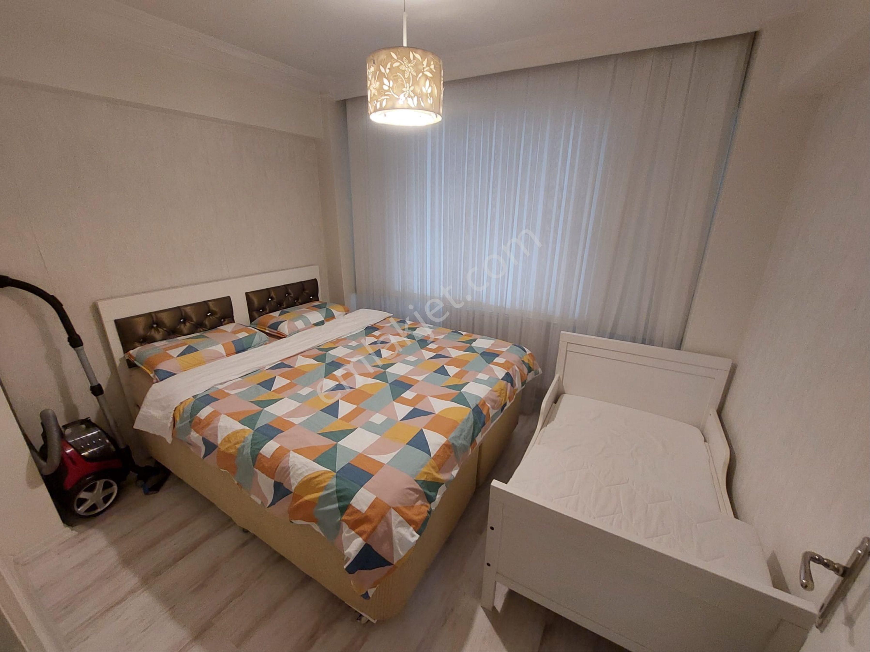 İmren Gayrimenkulden Satılık 2+1 80 M2 Ön Cephe Yüksek Giriş Sefaköy Merkezde - Görsel 11