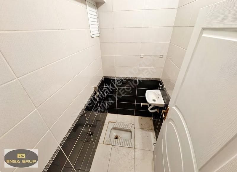 Çambaşı Cd Üzeri Kat Konumlu Geniş M2 Acil Satılık 3+1 - Görsel 6