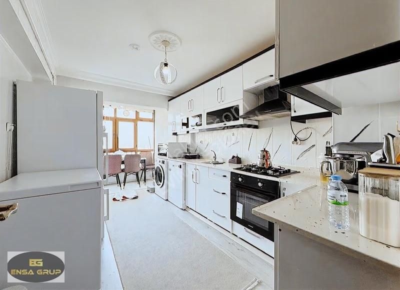 Kuşcağız Muhtarlık Yakını 4.kat Konumunda Çift Balkon Kök Tapu! - Görsel 11