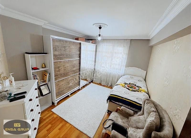 Kuşcağız Muhtarlık Yakını 4.kat Konumunda Çift Balkon Kök Tapu! - Görsel 15