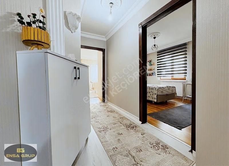 Kuşcağız Muhtarlık Yakını 4.kat Konumunda Çift Balkon Kök Tapu! - Görsel 19