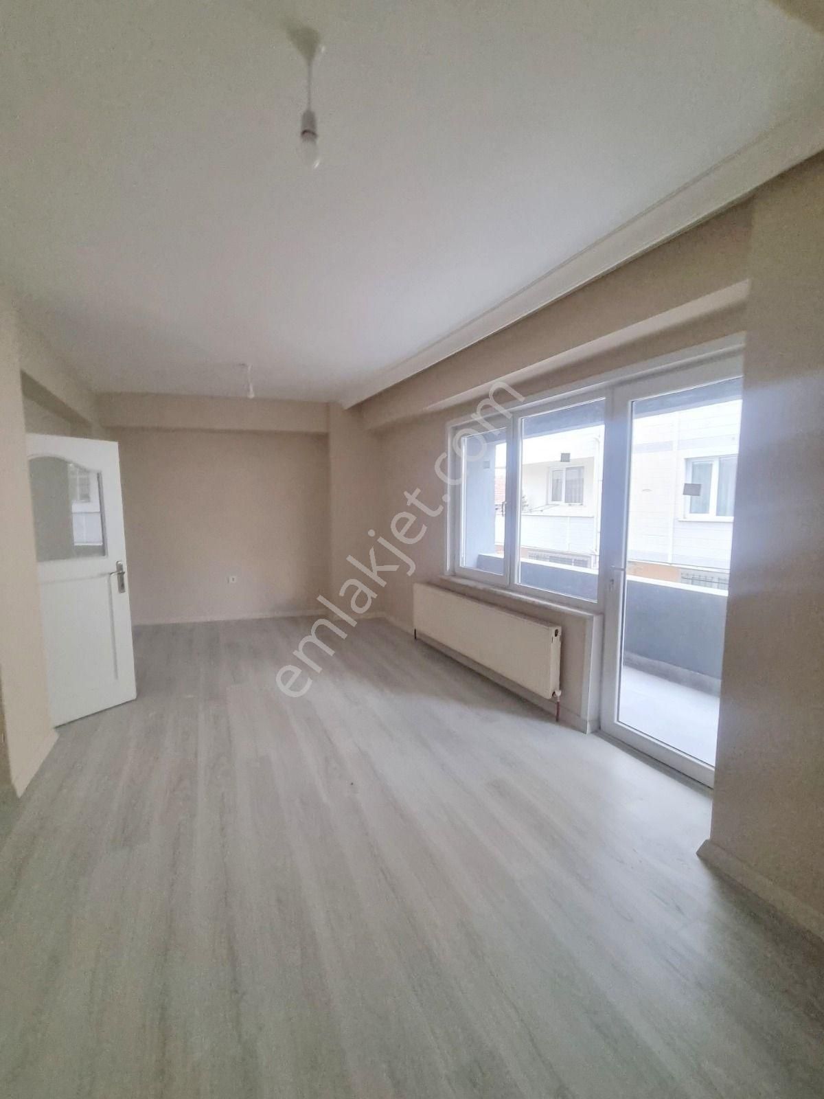 Tarabyaüstü Cumhuriyette Komple Yeni Binada 2+1 Kiralık Daire - Görsel 25