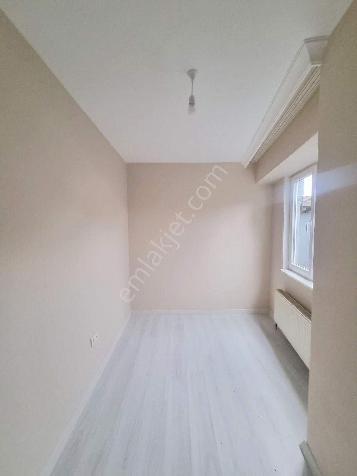 Tarabyaüstü Cumhuriyette Komple Yeni Binada 2+1 Kiralık Daire - Görsel 6