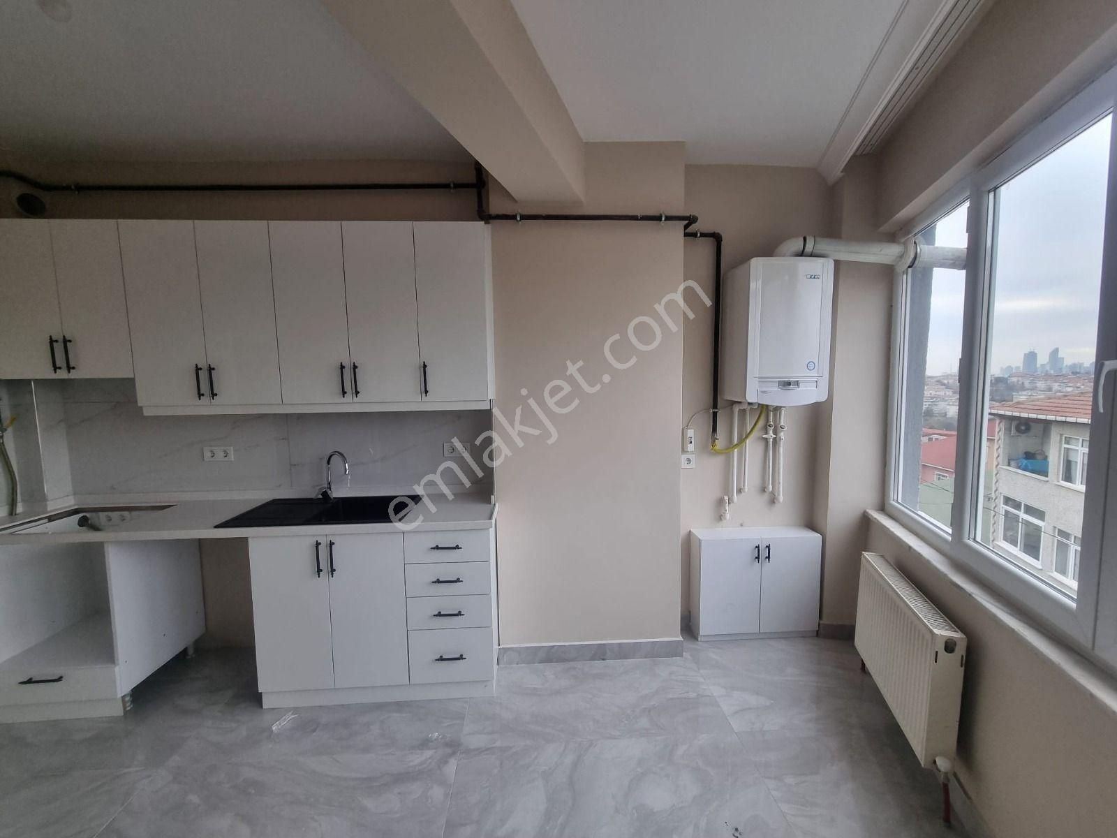 Tarabyaüstü Cumhuriyette Komple Yeni Binada 2+1 Kiralık Daire - Görsel 27