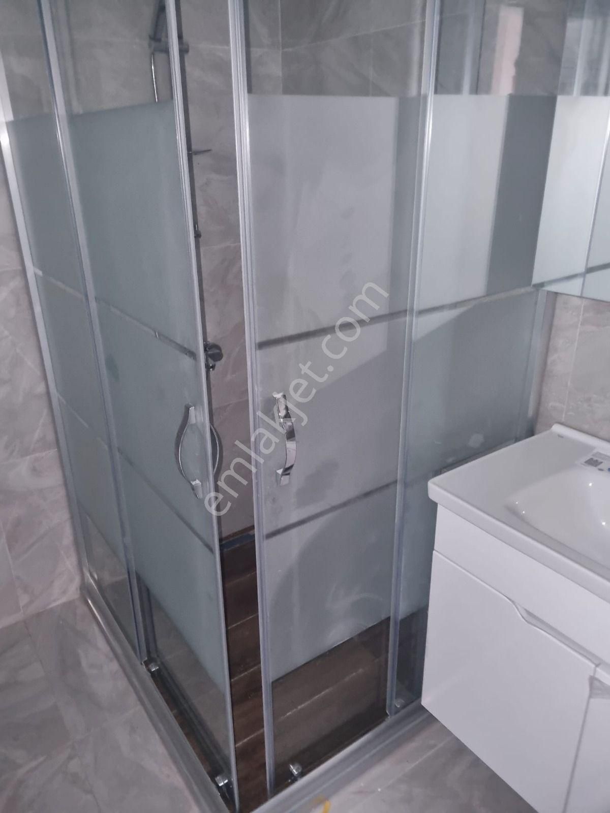 Tarabyaüstü Cumhuriyette Komple Yeni Binada 2+1 Kiralık Daire - Görsel 32