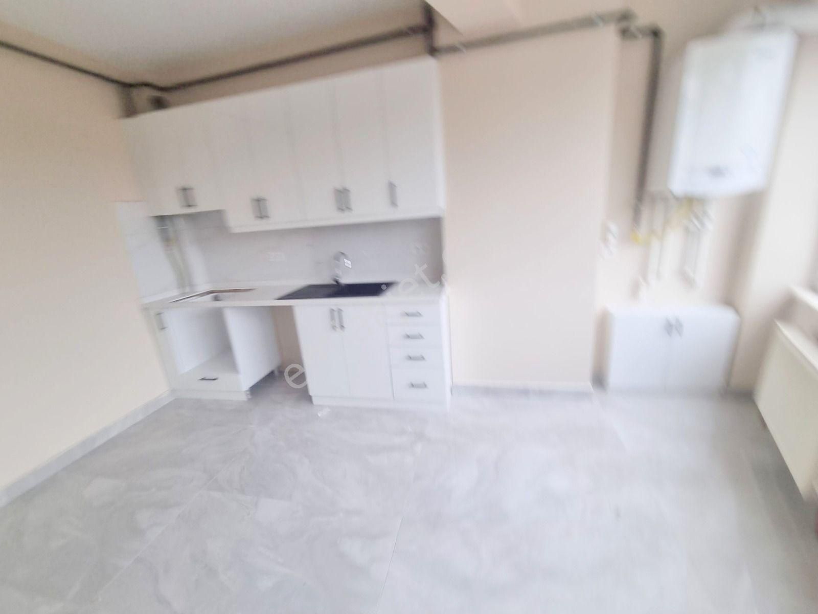 Tarabyaüstü Cumhuriyette Komple Yeni Binada 2+1 Kiralık Daire - Görsel 28