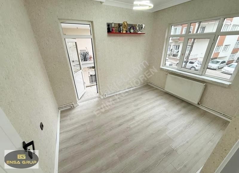 Etlikte Çift Balkonlu Merkezi Konumda Full Yapılı Masrafsız 3+1! - Görsel 4