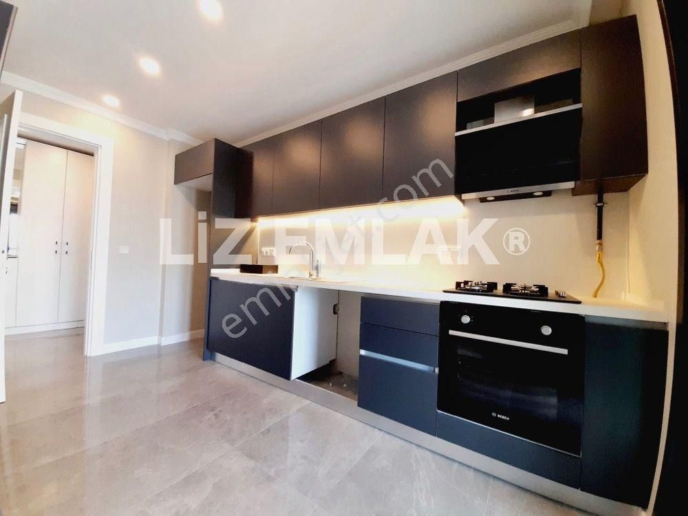 Suadiye'de Bağdat'a Yakın Balkonlu Ebeveynli 102 M2 Net 3+1 Daire - Görsel 12