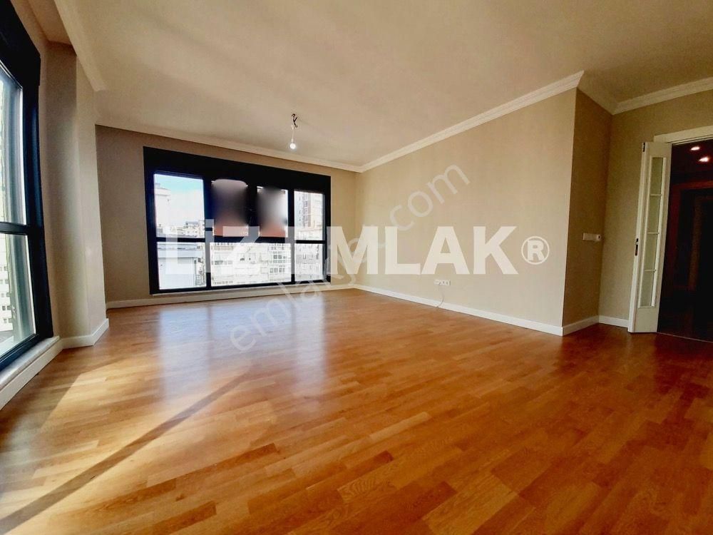 Suadiye'de Bağdat'a Yakın Balkonlu Ebeveynli 102 M2 Net 3+1 Daire - Görsel 4