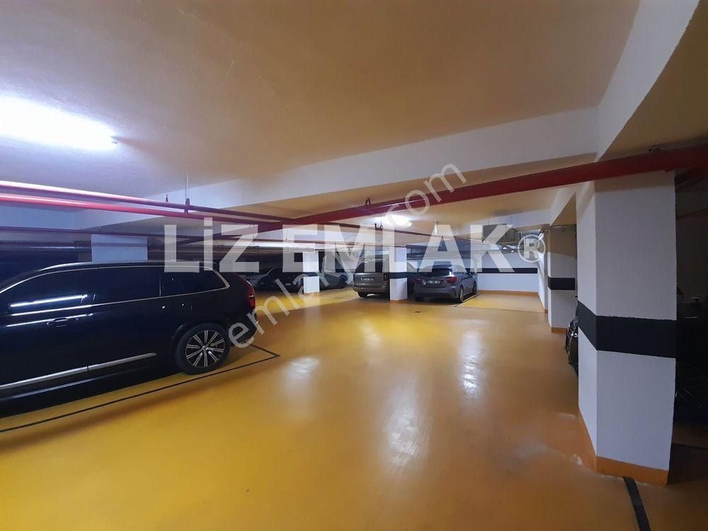 Suadiye'de Bağdat'a Yakın Balkonlu Ebeveynli 102 M2 Net 3+1 Daire - Görsel 32