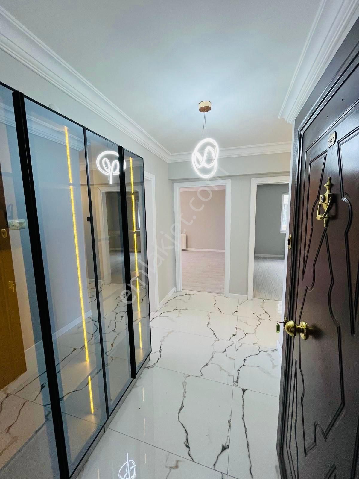 (1199) Keçiören Bademlikte 1.katta Full Yapılı 3+1 Satılık Daire - Görsel 2