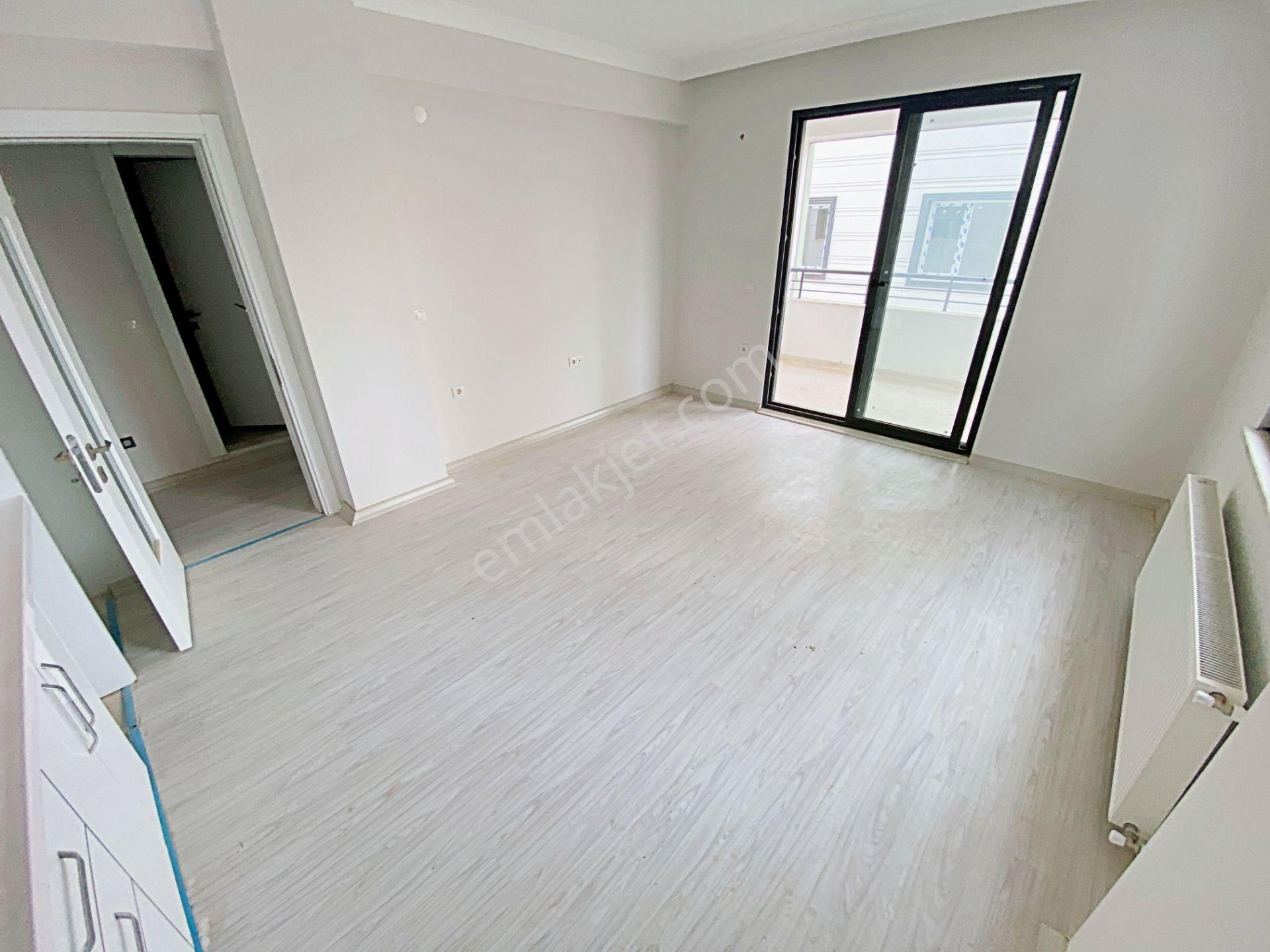 🌀gültaş Emlaktan Kadıköyde Satılık 2+1 Açık Mutfaklı Kapalı Otoparklı Asansörlü Daire - Görsel 12