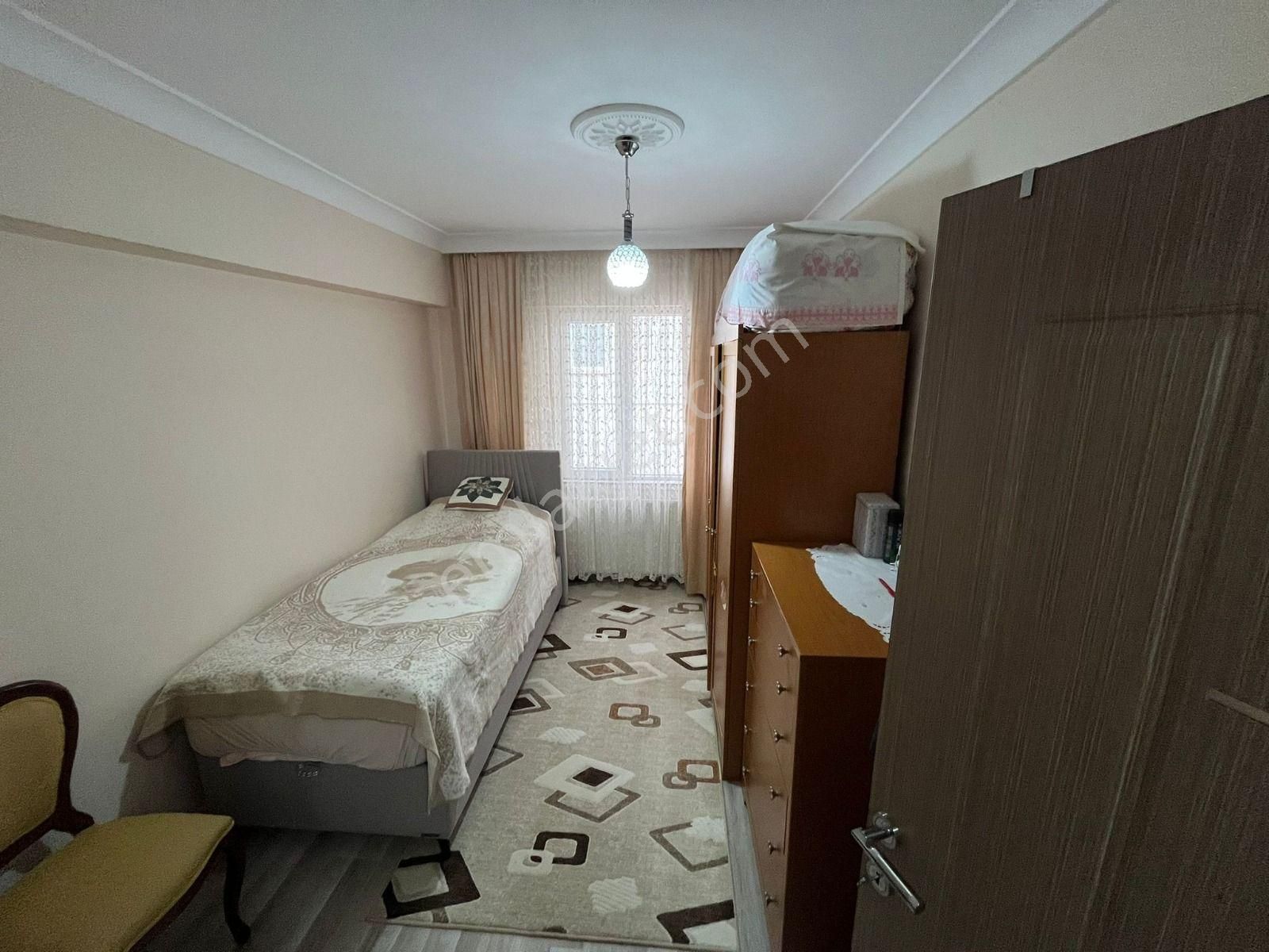 Bilgen Vatan'dan Bademlik'te Cadde Üzeri 1. Kat Ön Cephe Asansörlü Lüks Yapılı Masrafsız 3+1 - Görsel 17