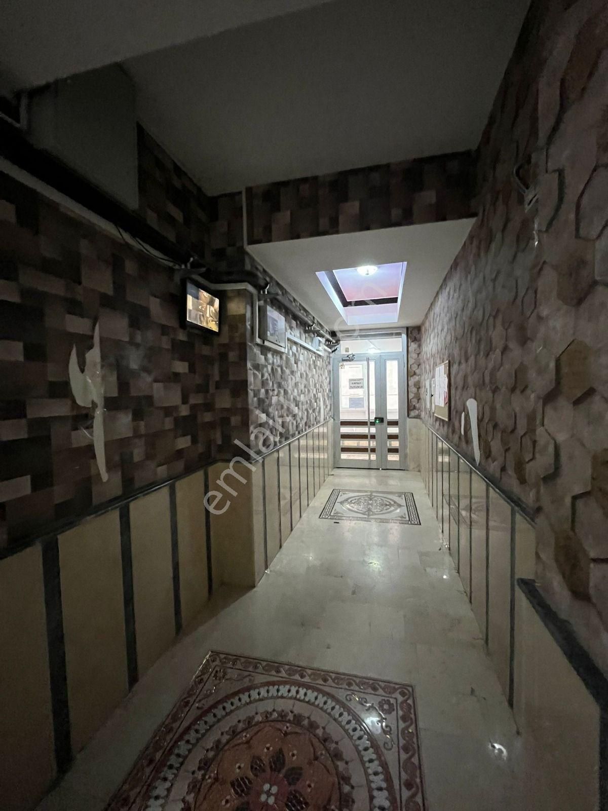 Bilgen Vatan'dan Bademlik'te Cadde Üzeri 1. Kat Ön Cephe Asansörlü Lüks Yapılı Masrafsız 3+1 - Görsel 6