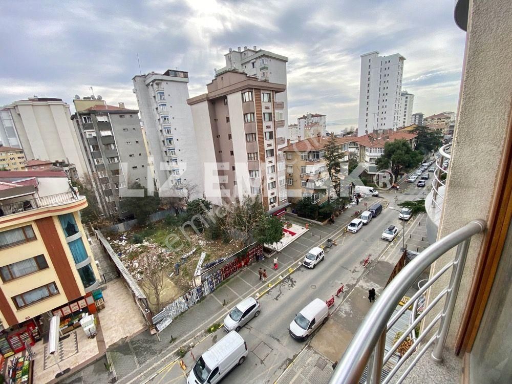 Bostancı Marmaraya Ve Sahile Yakın *eşyalı* 3+1 Kombili Kiralık Daire - Görsel 3