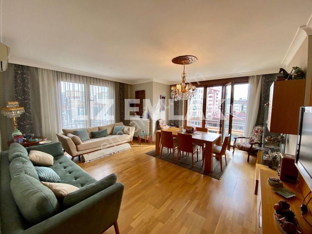 Bostancı Marmaraya Ve Sahile Yakın *eşyalı* 3+1 Kombili Kiralık Daire