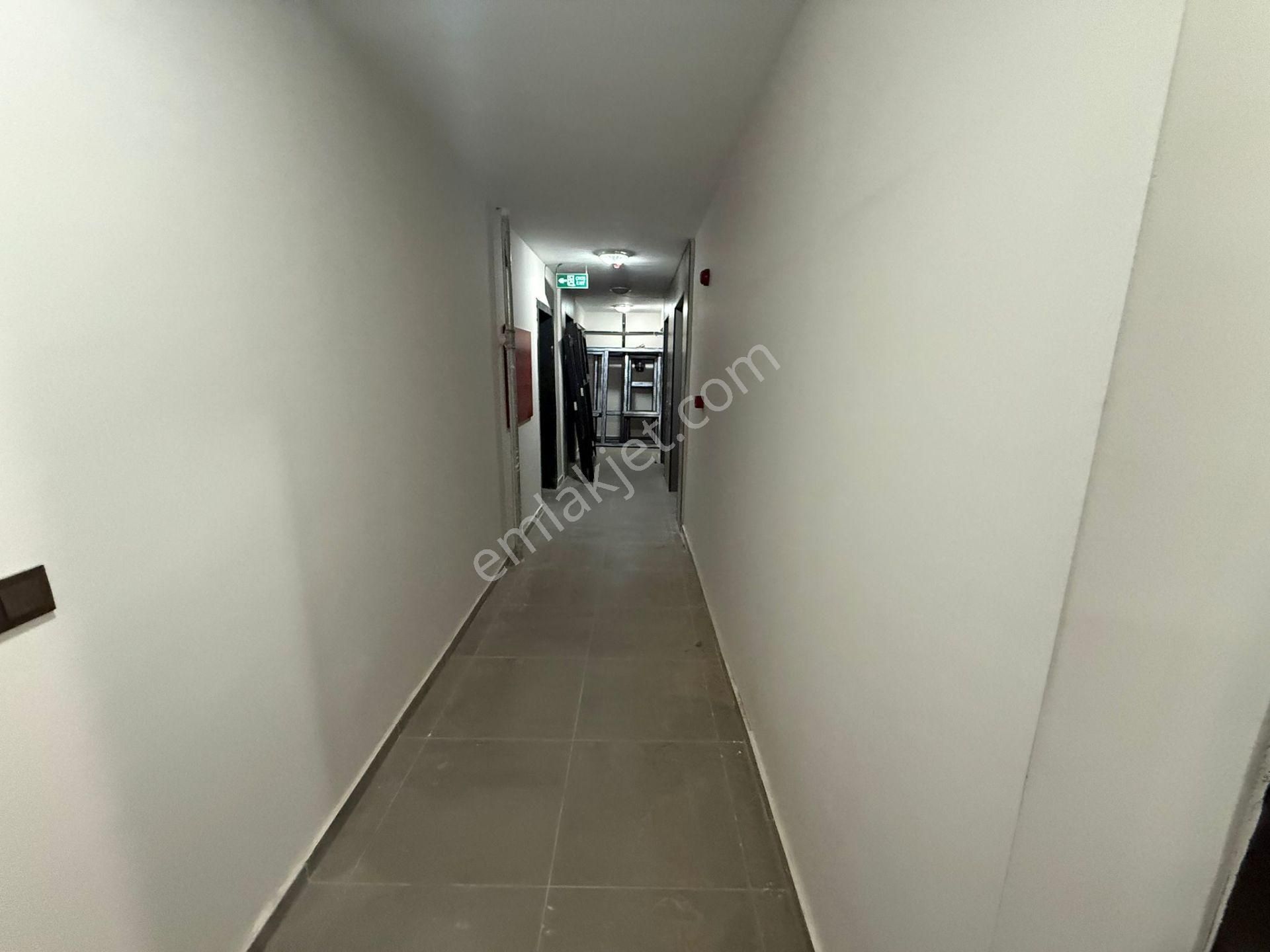 Bilgen Vatan'dan Bağlarbaşı'nda Kapalı Otoparklı Site İçerisinde 3 Asansörlü 2+1 Sıfır Daire - Görsel 2