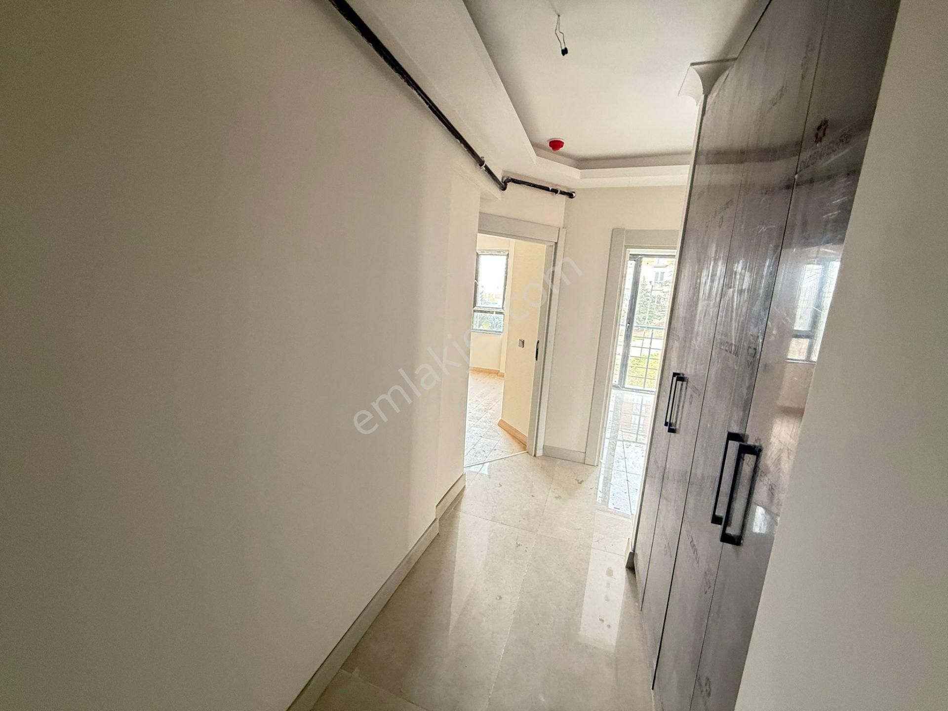 Bilgen Vatan'dan Bağlarbaşı'nda Kapalı Otoparklı Site İçerisinde 3 Asansörlü 2+1 Sıfır Daire - Görsel 5