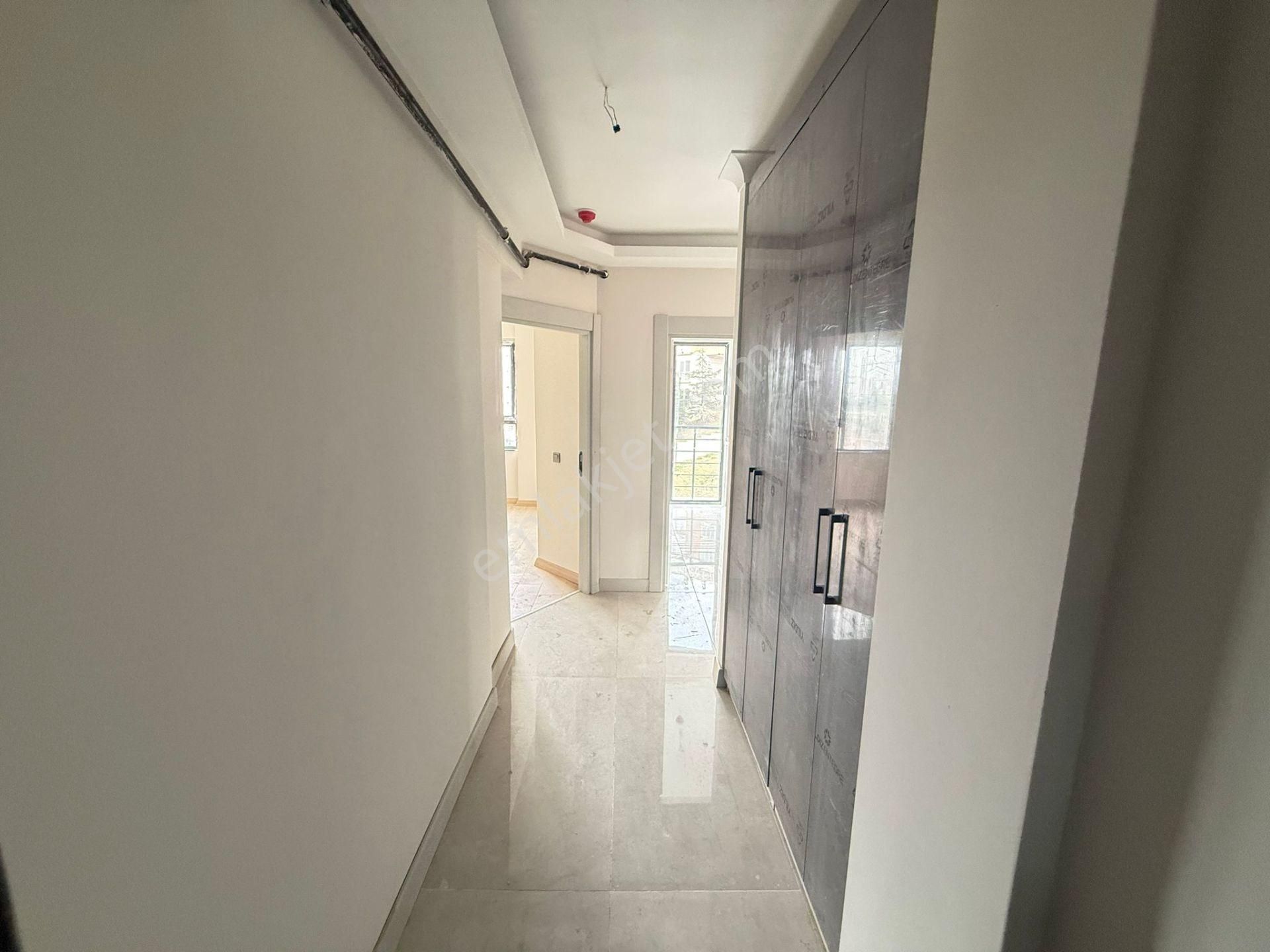 Bilgen Vatan'dan Bağlarbaşı'nda Kapalı Otoparklı Site İçerisinde 3 Asansörlü 2+1 Sıfır Daire - Görsel 4