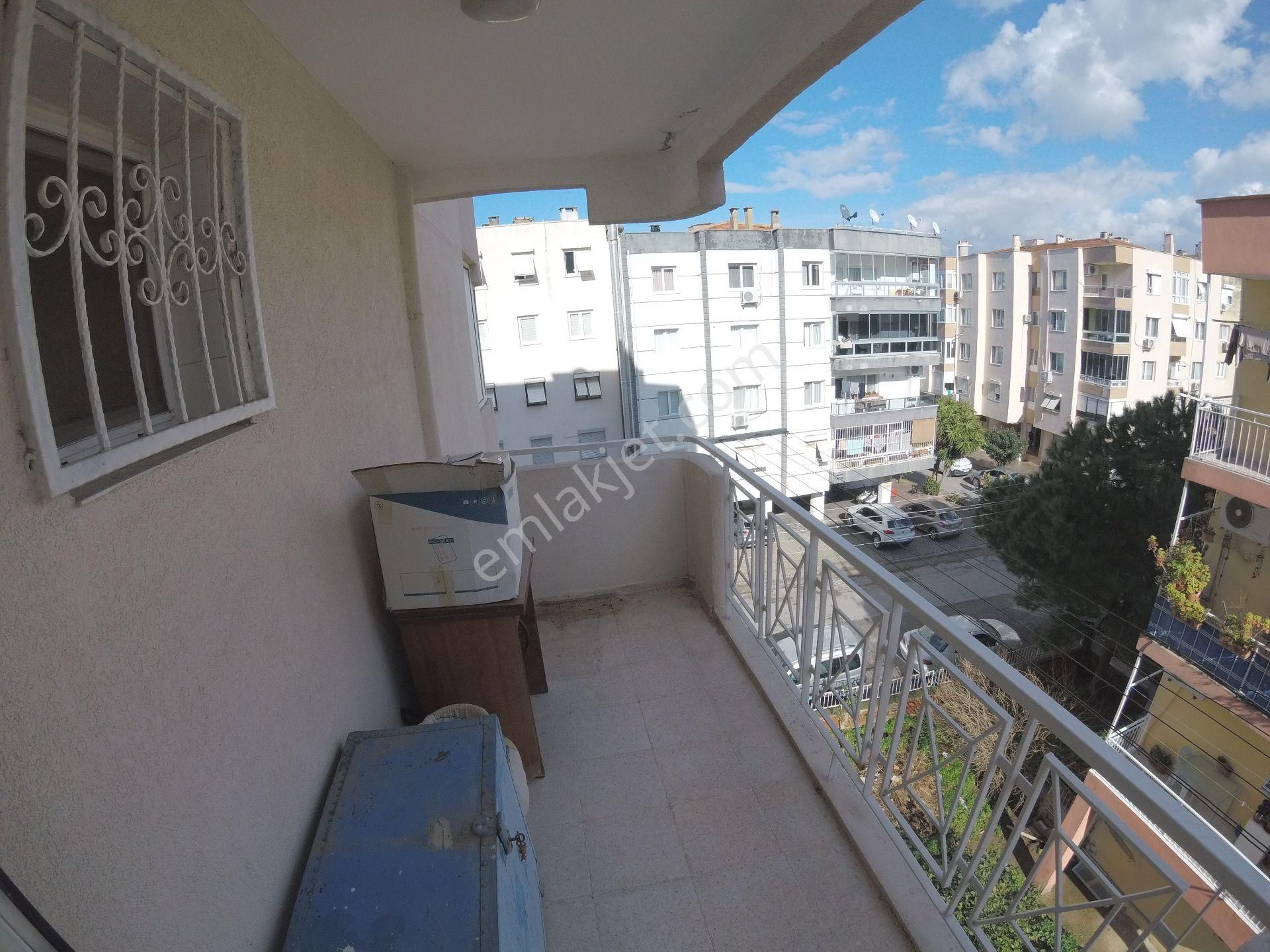 Narlıderede Kiralık Daire Bahçe Otopark Otoban&metro 250 Mt - Görsel 34