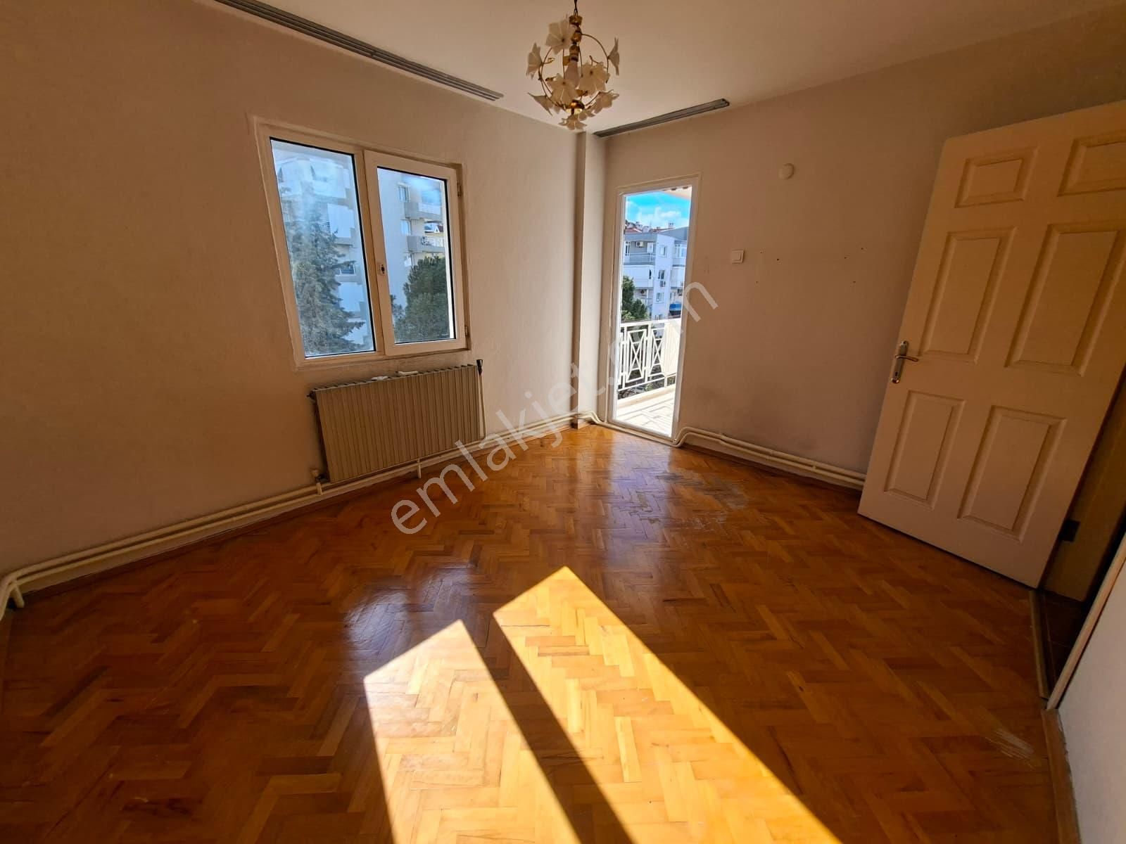 Narlıderede Kiralık Daire Bahçe Otopark Otoban&metro 250 Mt - Görsel 17