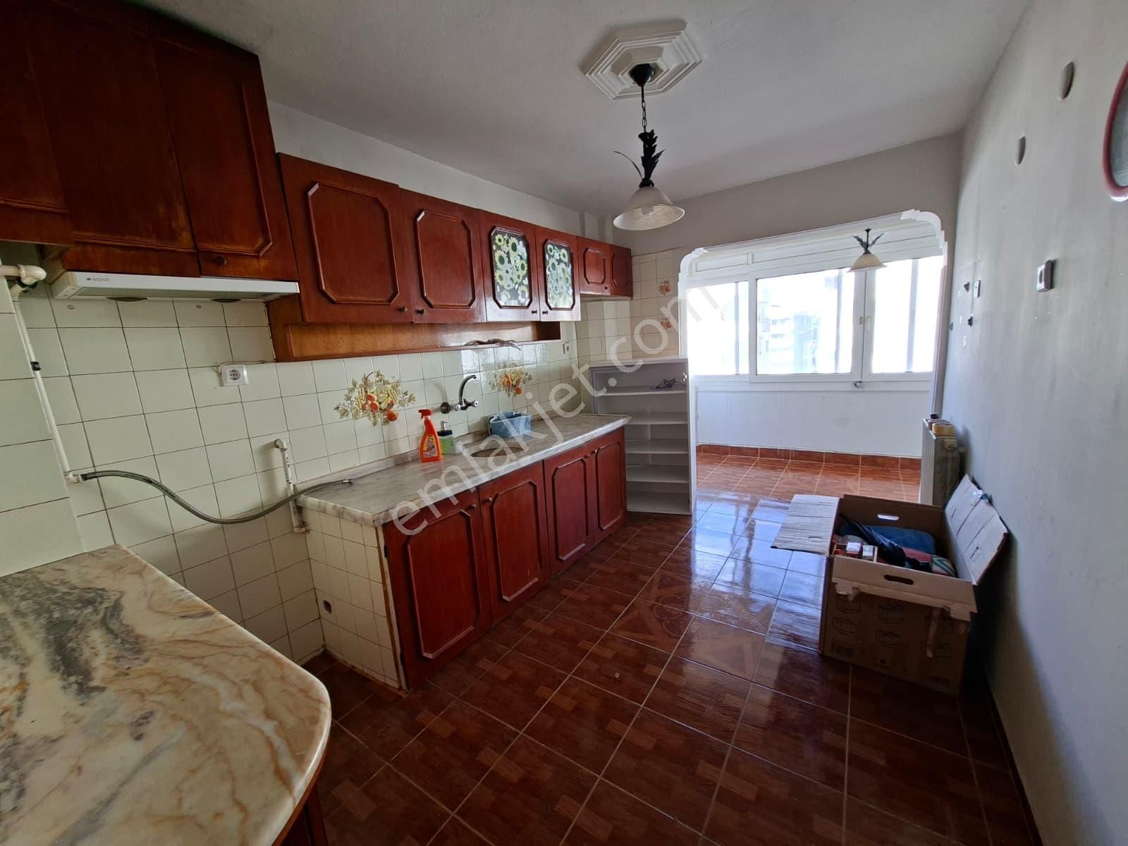 Narlıderede Kiralık Daire Bahçe Otopark Otoban&metro 250 Mt - Görsel 35