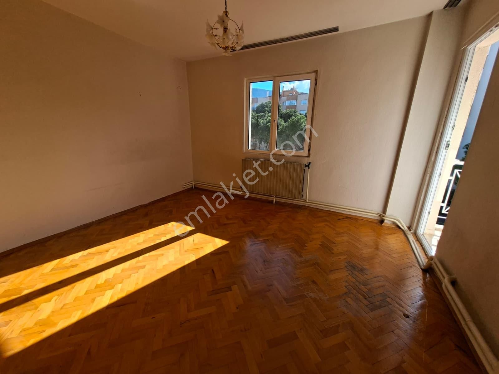 Narlıderede Kiralık Daire Bahçe Otopark Otoban&metro 250 Mt - Görsel 7