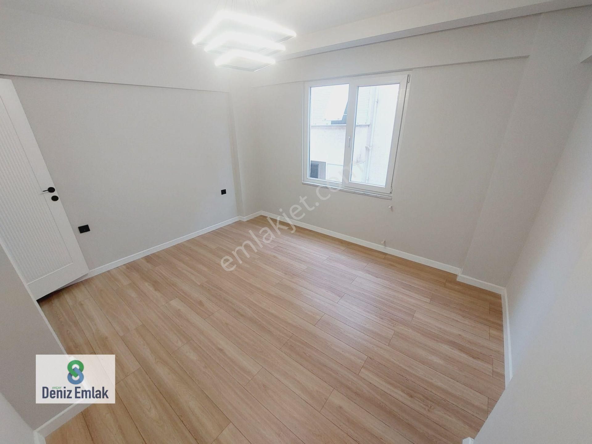 Denizden Akçay Sarıkızda Öncephe Ebeveynli Satılık 2+1 Daire. - Görsel 29