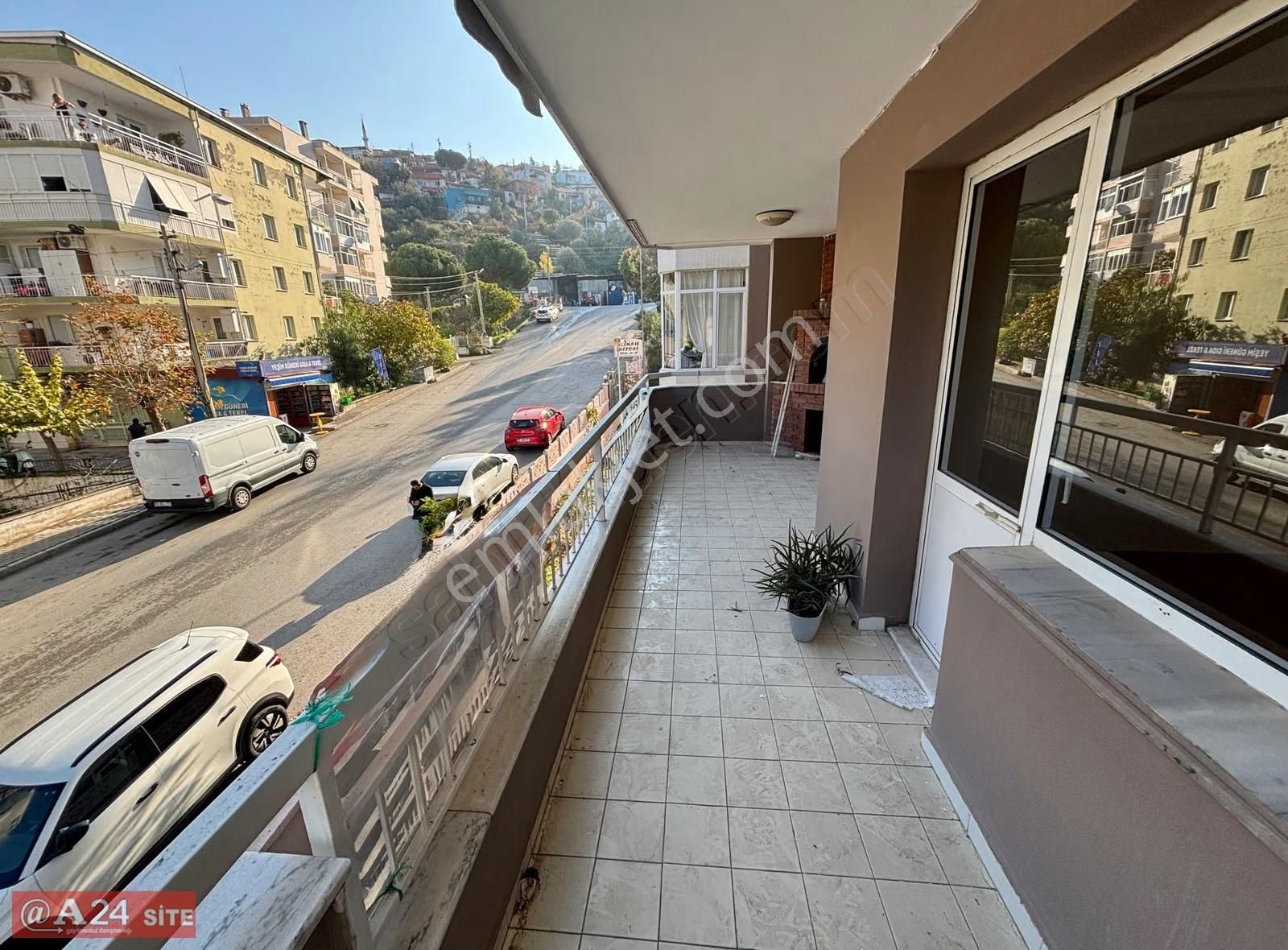 Narlıderede Site İçerisinde Satılık 3+1 Daire - Görsel 2