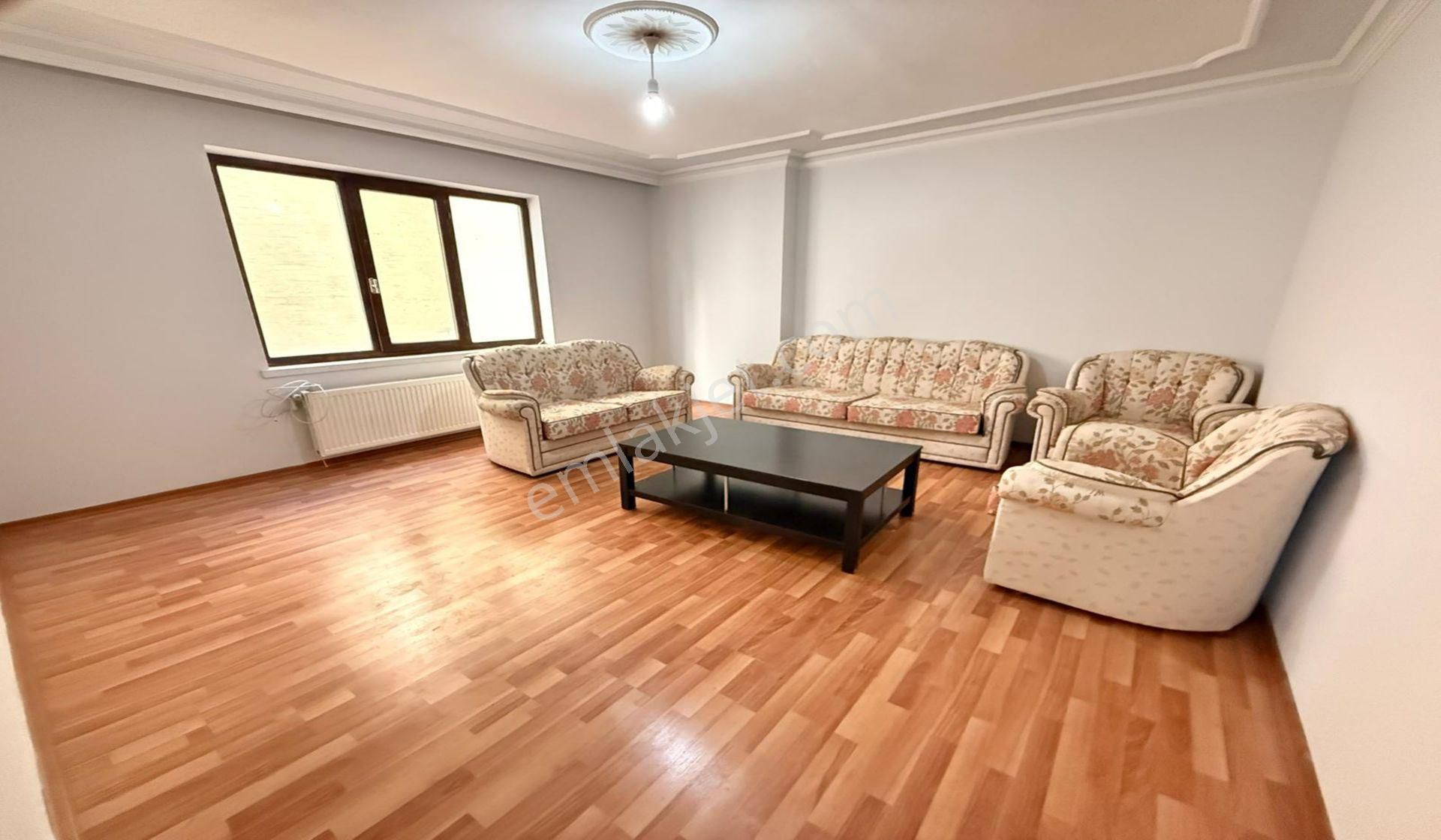 Ufuktepe Cadde Yakını 3+1 Balkonlu Taşınmaya Hazır - Görsel 9