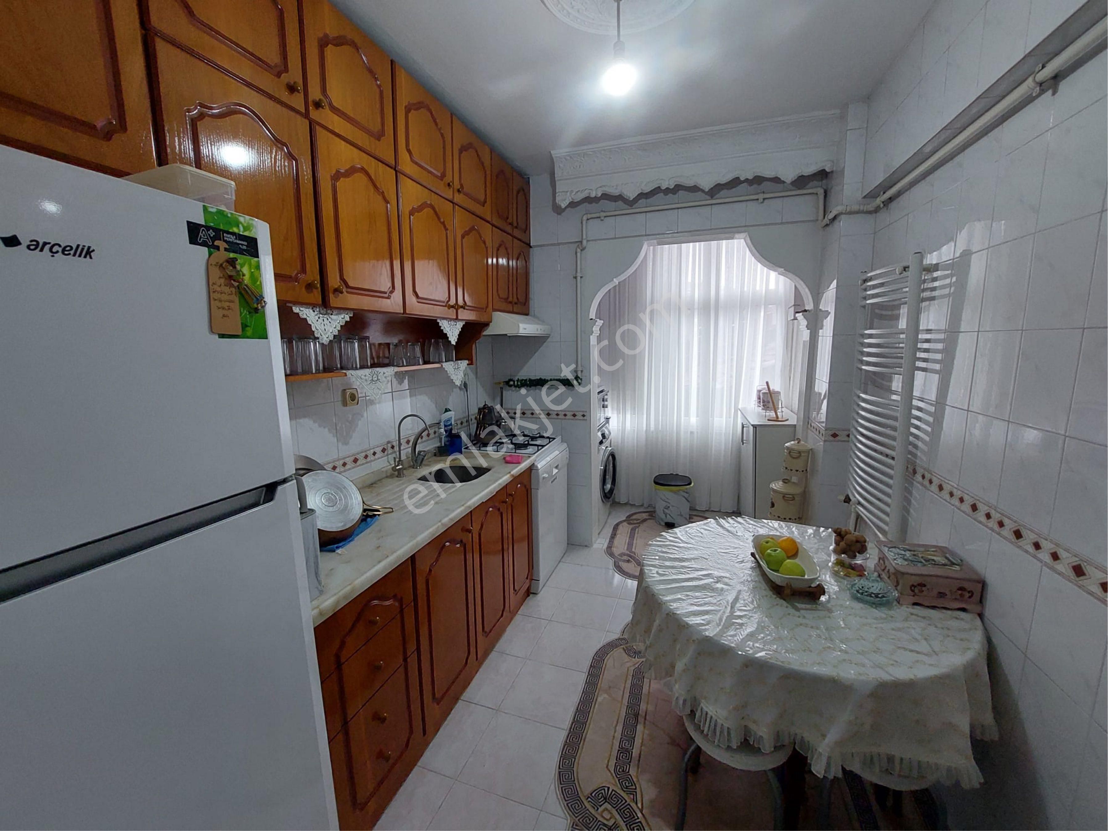 İmren Gayrimenkulden Satılık 2+1 80m2 1.kat Sefaköy Merkezde Kemalpaşa Mh. - Görsel 9
