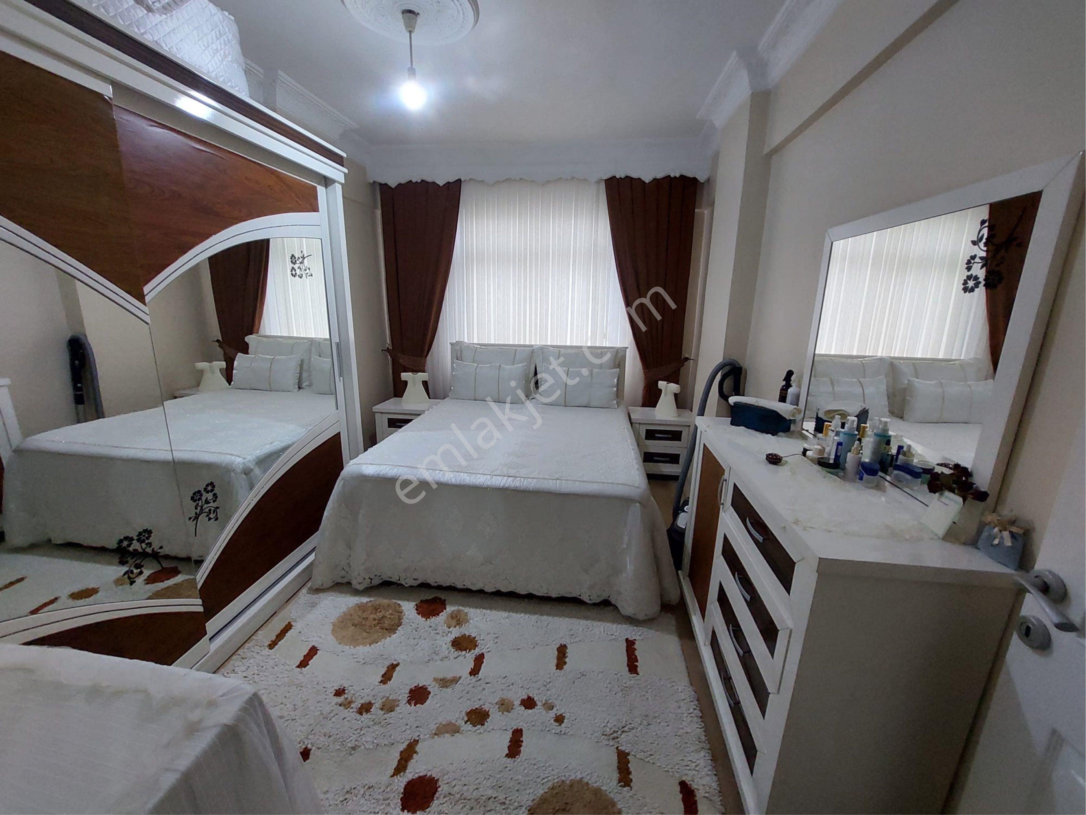 İmren Gayrimenkulden Satılık 2+1 80m2 1.kat Sefaköy Merkezde Kemalpaşa Mh. - Görsel 13