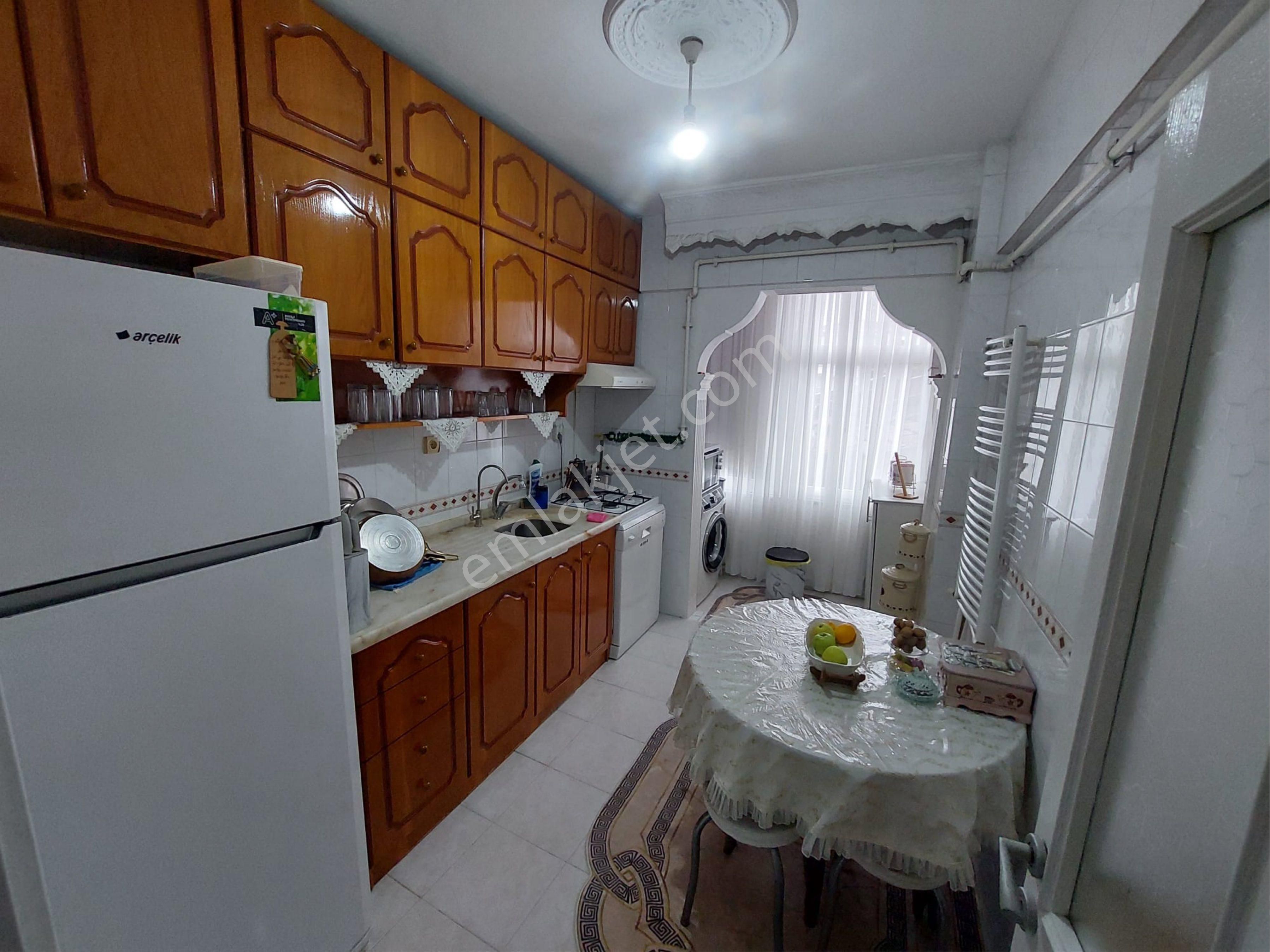 İmren Gayrimenkulden Satılık 2+1 80m2 1.kat Sefaköy Merkezde Kemalpaşa Mh. - Görsel 7