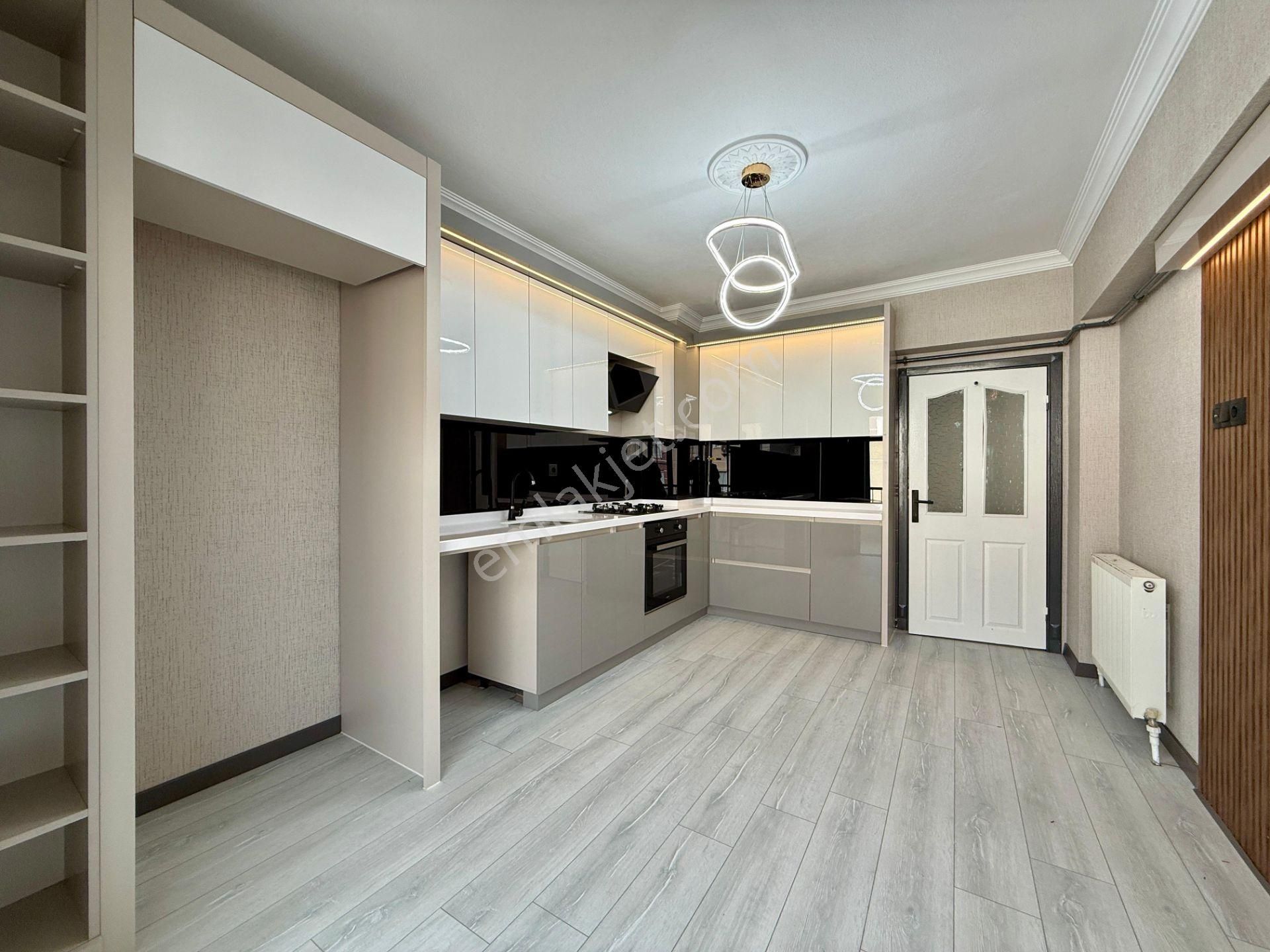 Kalecik Emlak'tan Fatih Mah. Güney C. Kilerli Ultra Geniş 3+1 Daire - Görsel 4