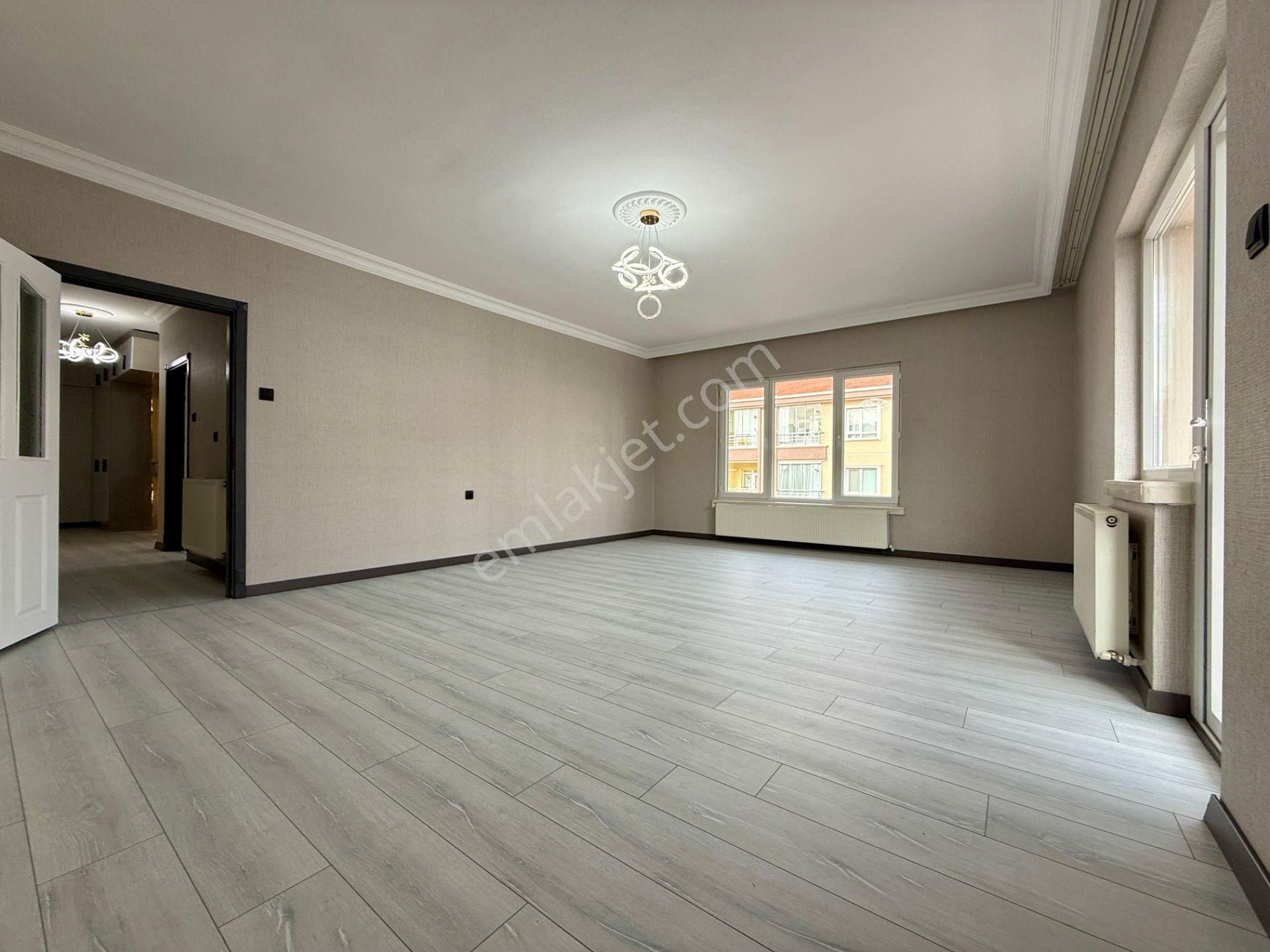 Kalecik Emlak'tan Fatih Mah. Güney C. Kilerli Ultra Geniş 3+1 Daire - Görsel 12