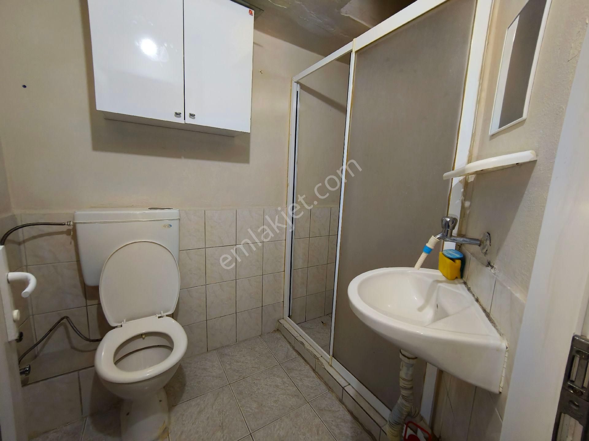 Güneyden Metroya 8 Dakika Yürüme 1+1.55m2 Y.giriş Daire - Görsel 18