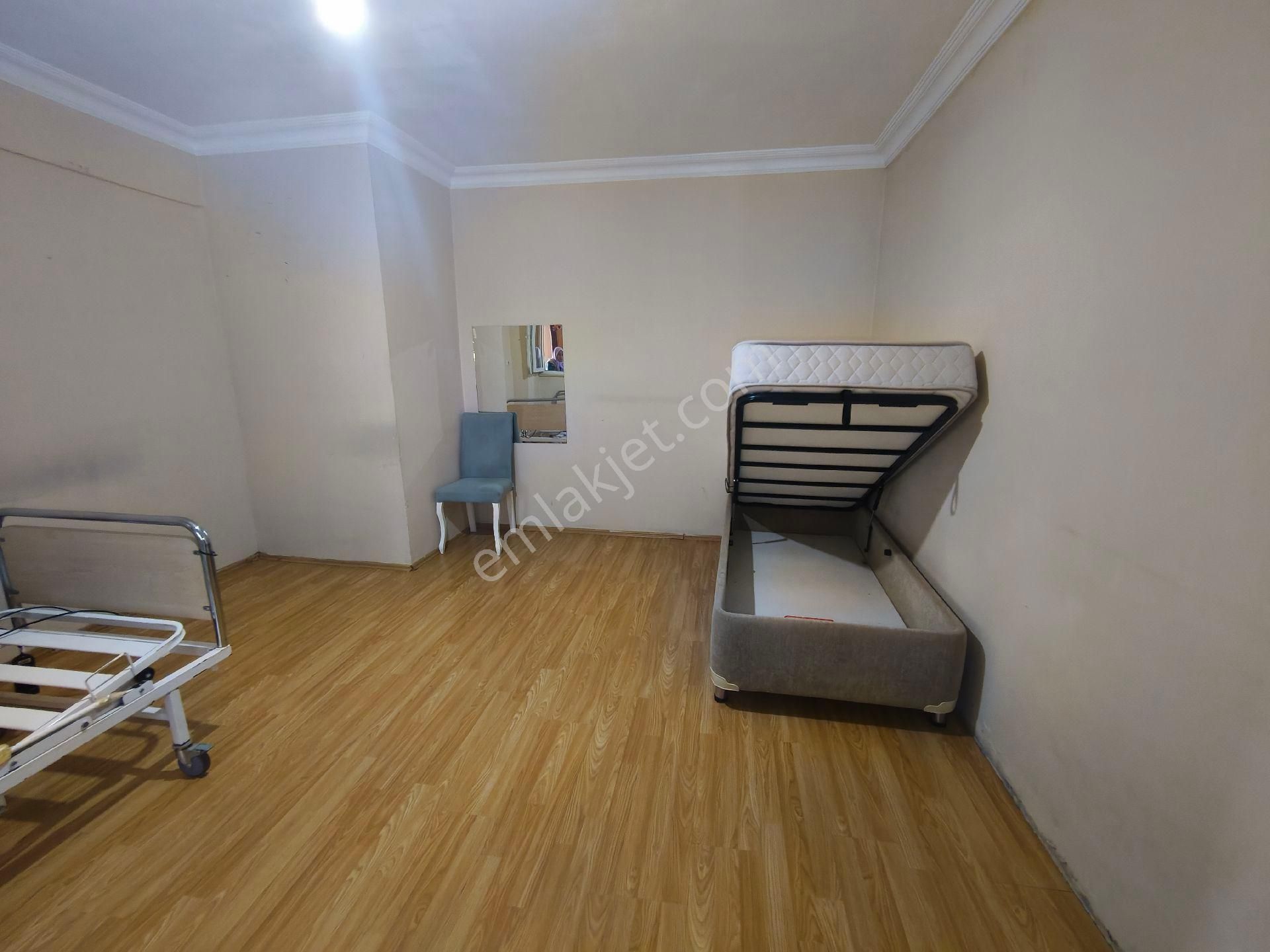 Güneyden Metroya 8 Dakika Yürüme 1+1.55m2 Y.giriş Daire - Görsel 10