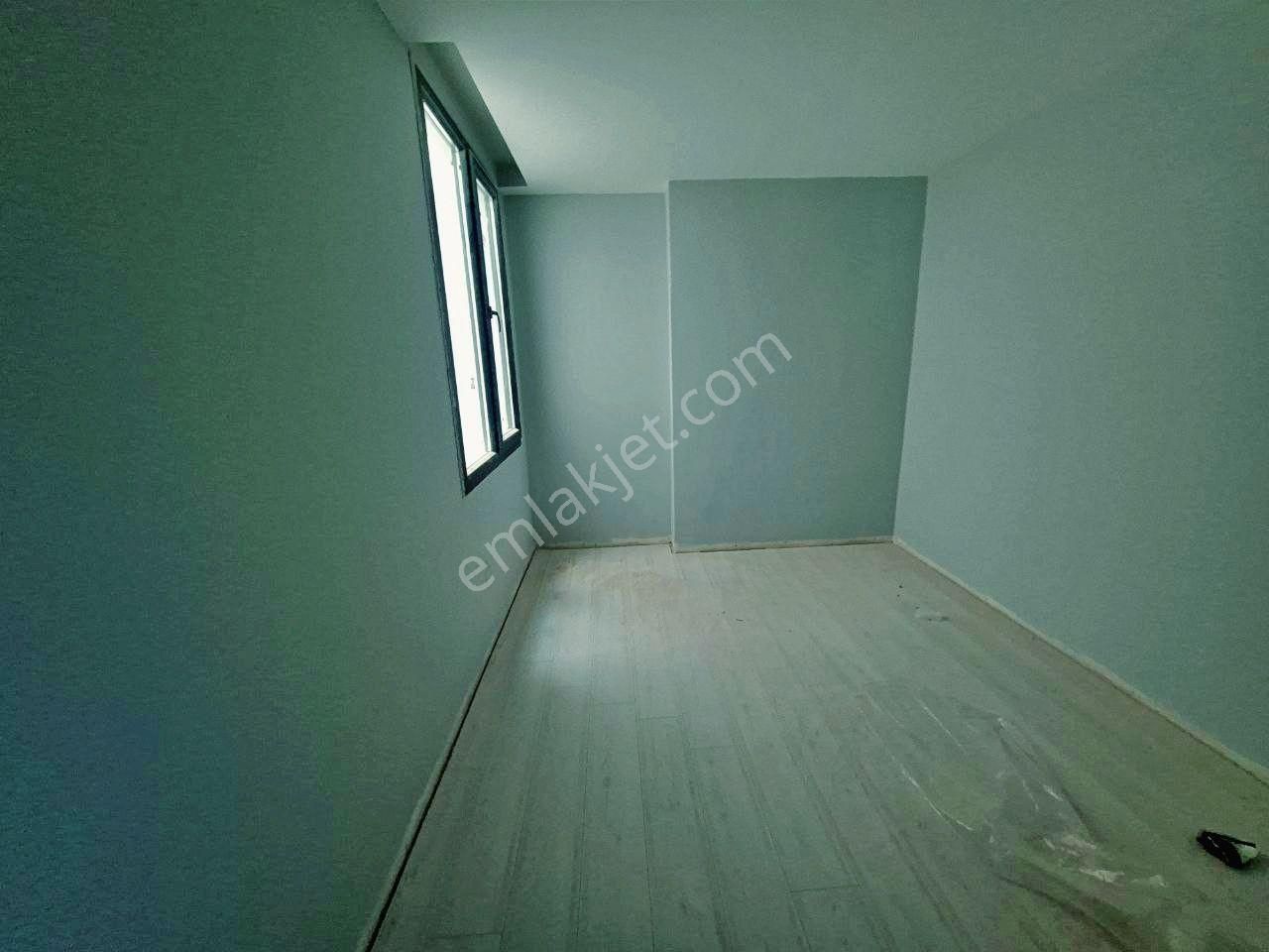 Uytundan Edremit Cennetayağında Cadde Üstünde Lüks 3+1 Daire - Görsel 4