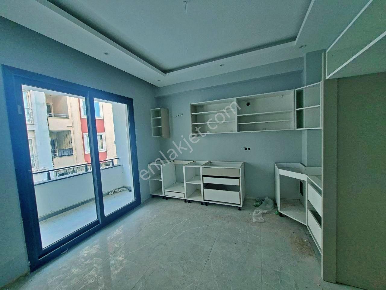 Uytundan Edremit Cennetayağında Cadde Üstünde Lüks 3+1 Daire - Görsel 3