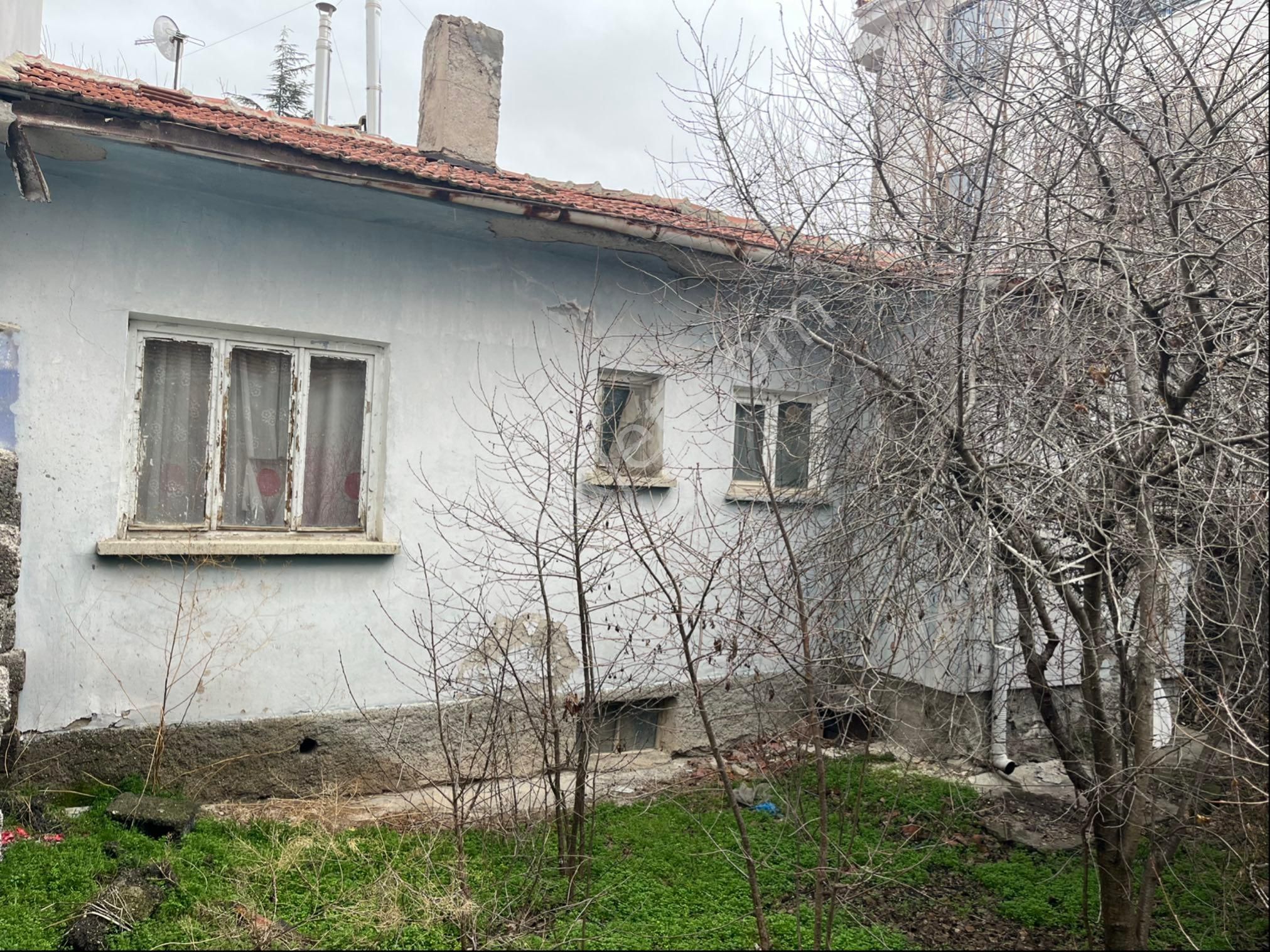 Odunpazarı Osmangazi’de Satılık Kargir Bahçeli Ev - Görsel 9