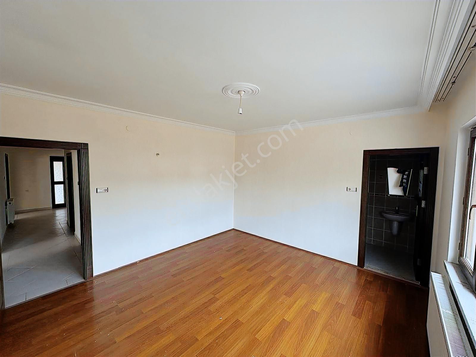 Alparslan Türkeş Blv.üzerinde Satılık 3+1 Daire - Görsel 19