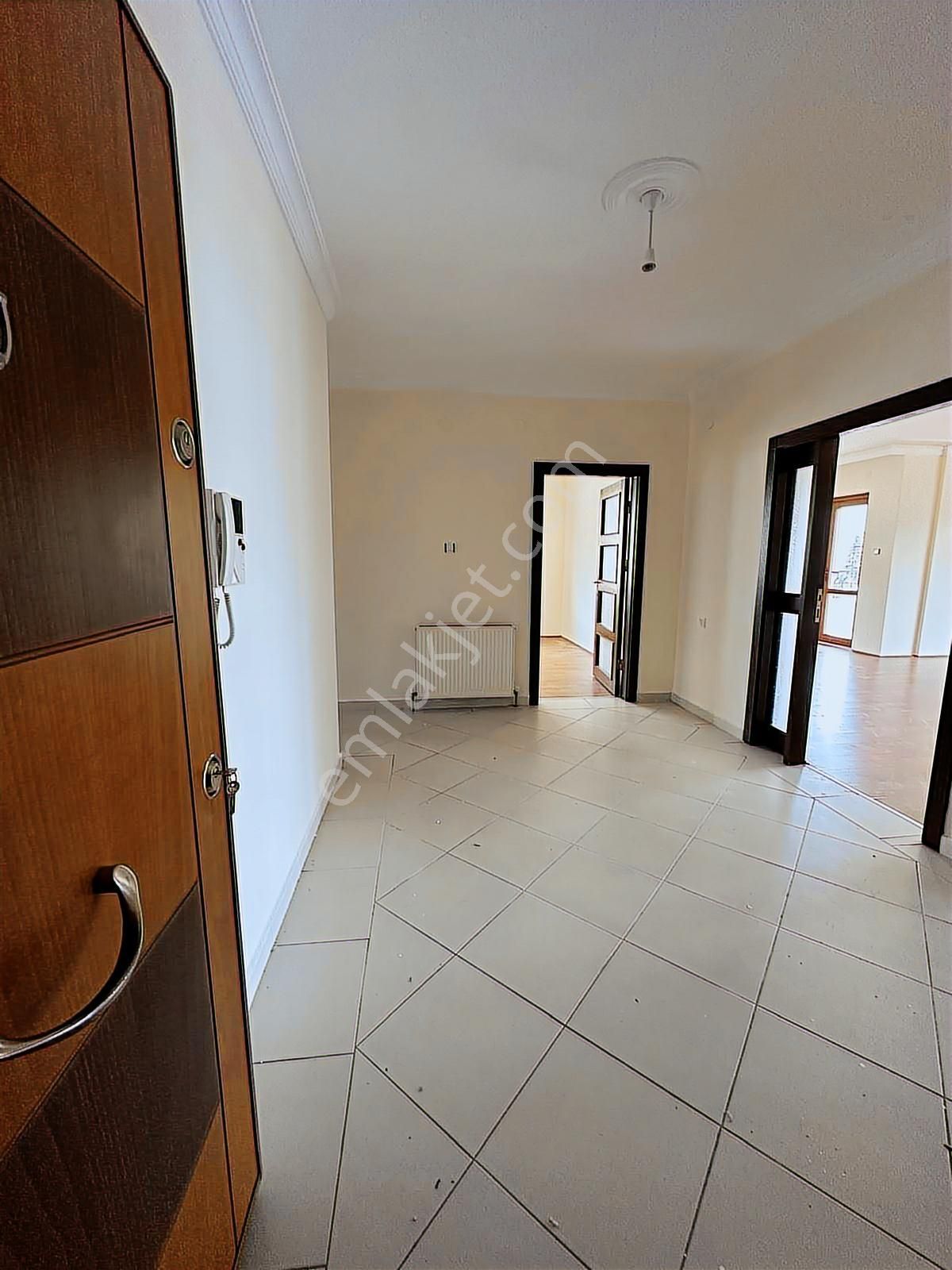 Alparslan Türkeş Blv.üzerinde Satılık 3+1 Daire - Görsel 8