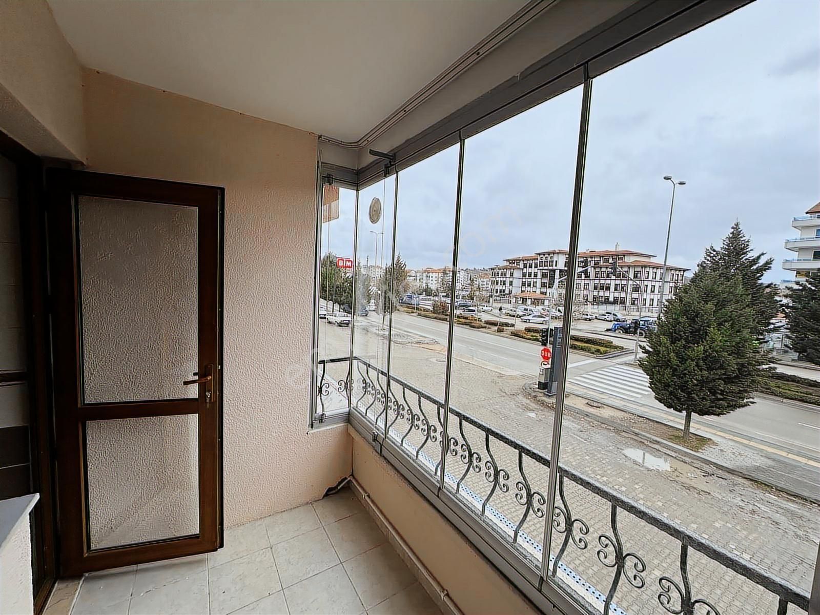 Alparslan Türkeş Blv.üzerinde Satılık 3+1 Daire - Görsel 7